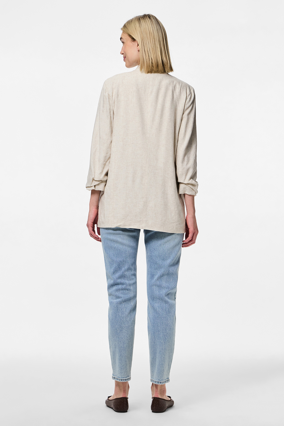 complete the look image