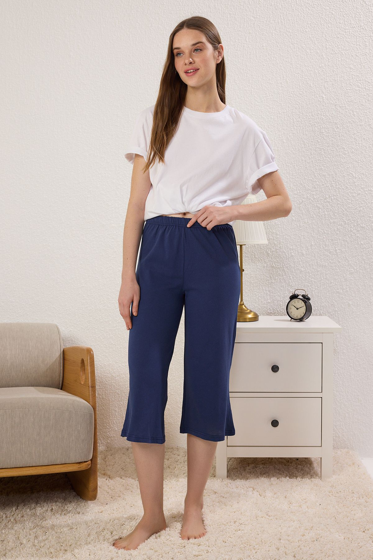 Trendyol Collection-Синьо-різнокольорові 2-упаковочні трикотажні капрі з квітковим принтом THMSS25PJ00018 2