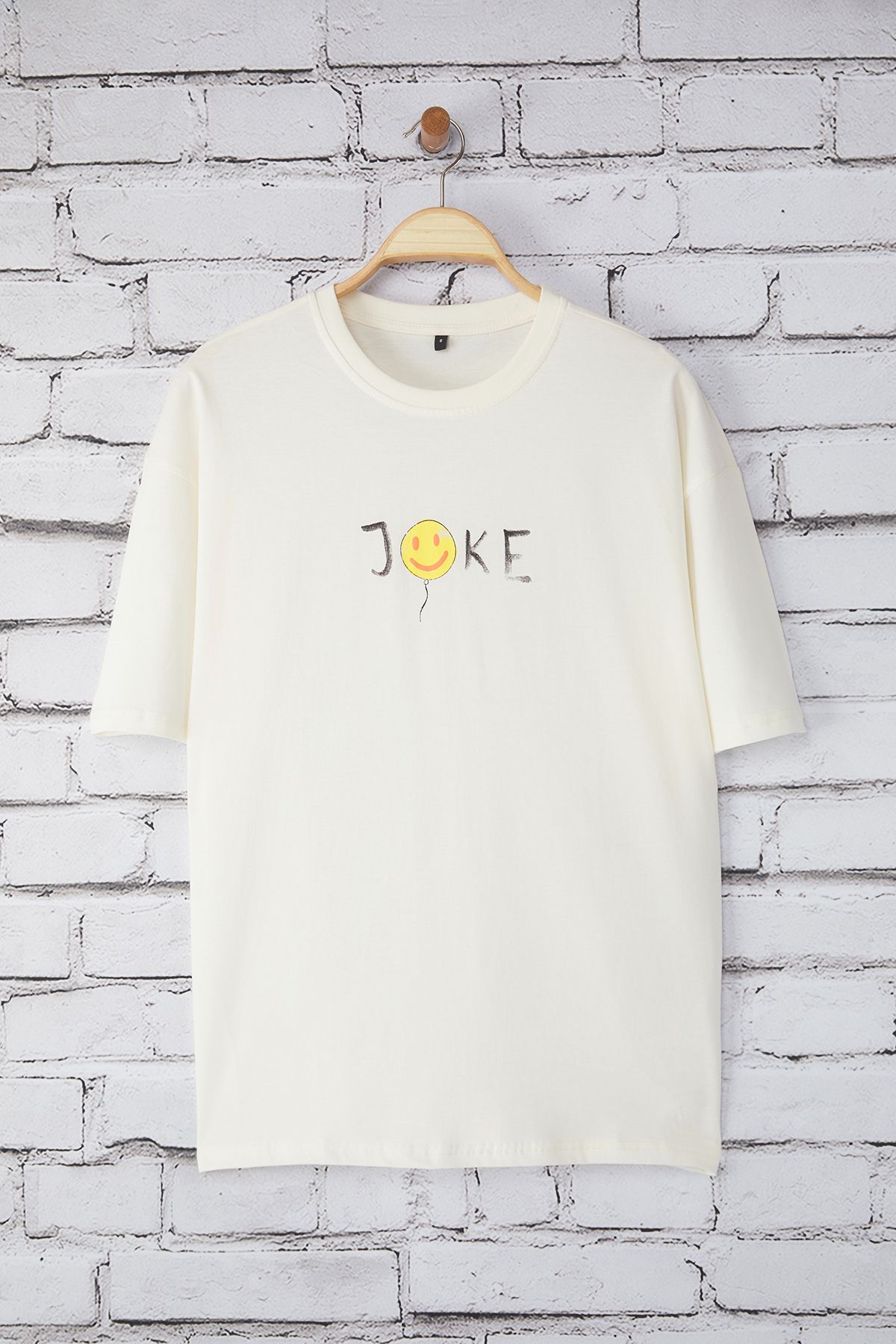 Trendyol Collection-Joy Printed White Oversize Cotton T-Shirt - Krótki Rękaw Tmnss25Ts00170 2