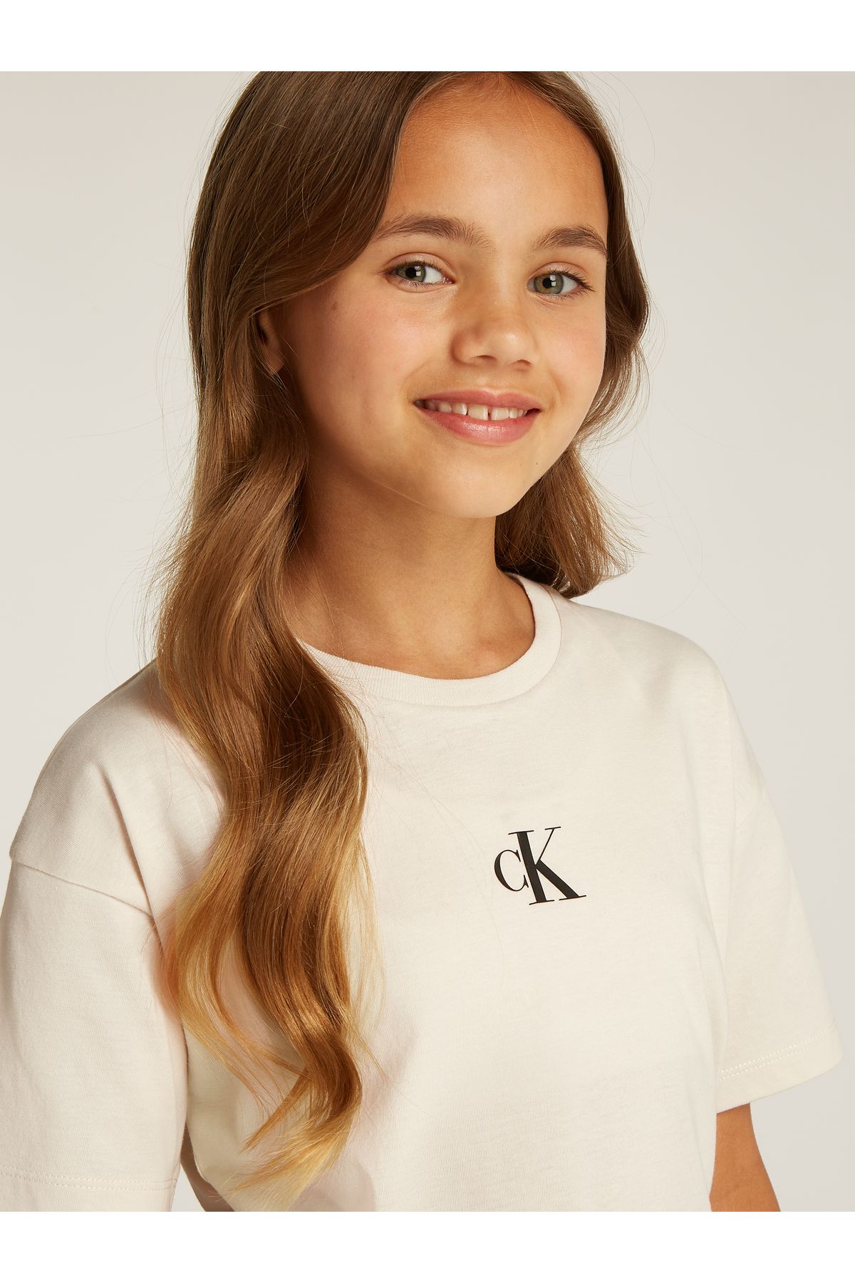 Calvin Klein-Calvin Klein Girls Beige T-Shirt 4