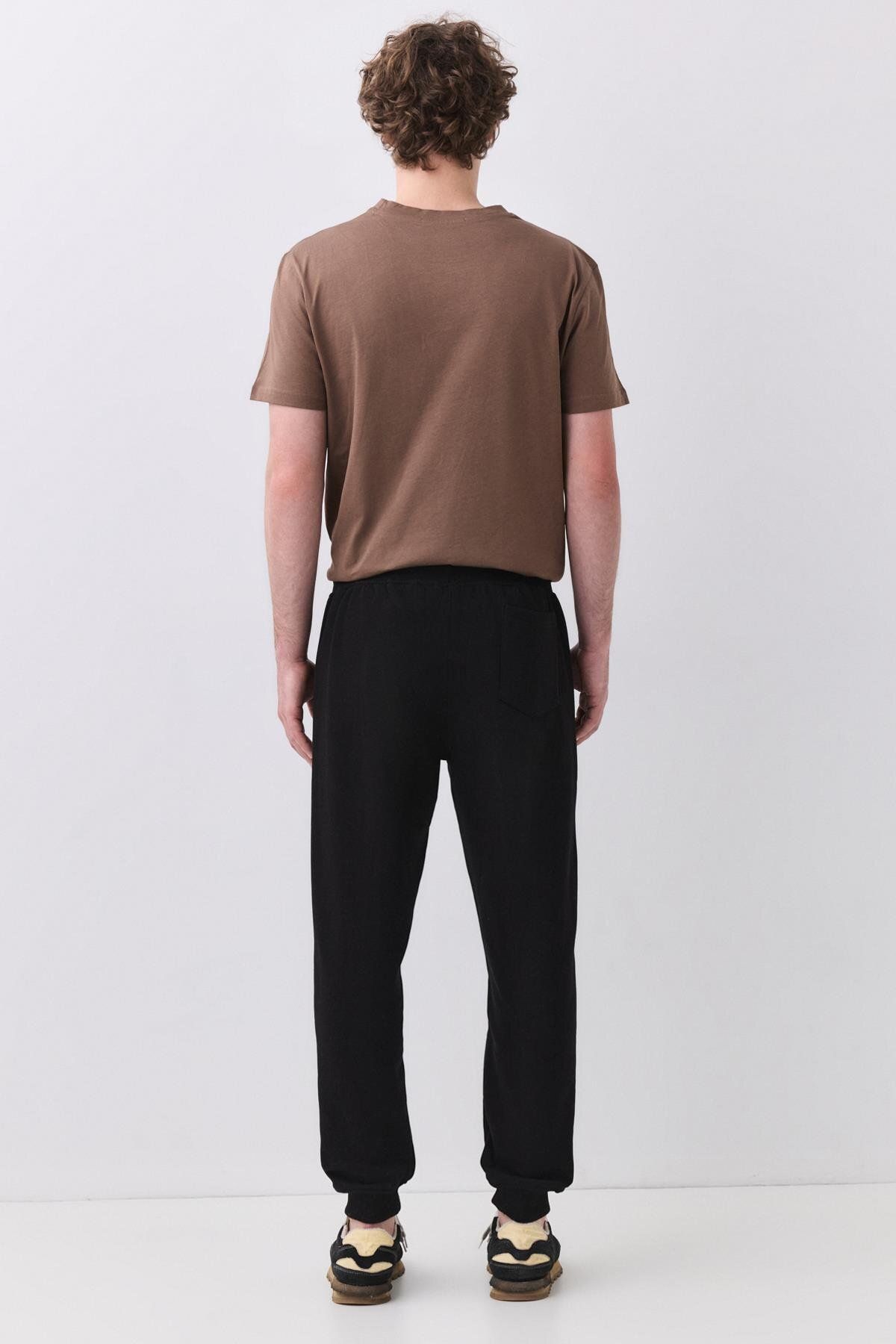 Trendiz-Pantaloni de trening de bază pentru bărbați cu picioare elastice, negri 2041 4