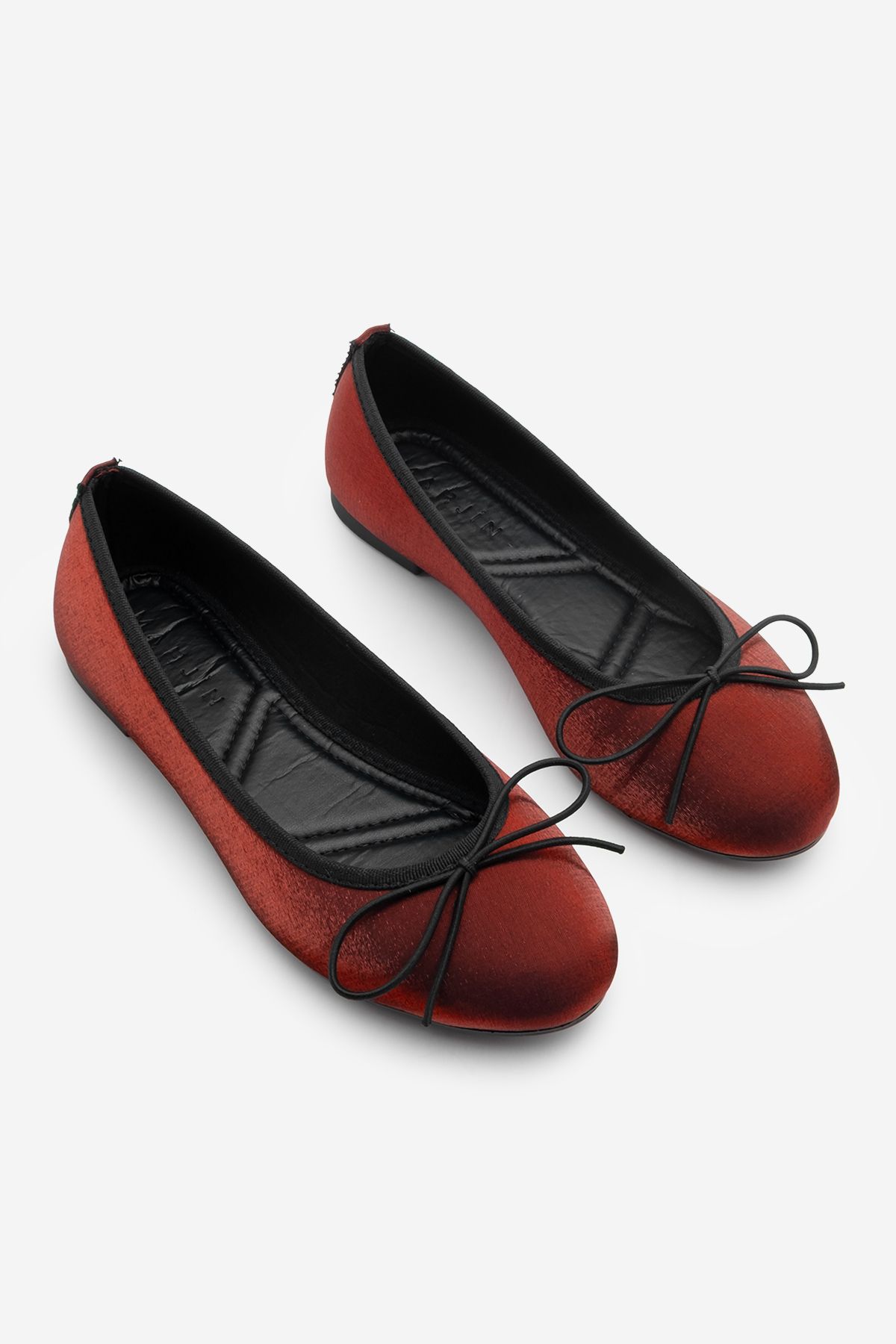 Marjin-Baleriny damskie Claret Red Satin - kokarda Tovran 3