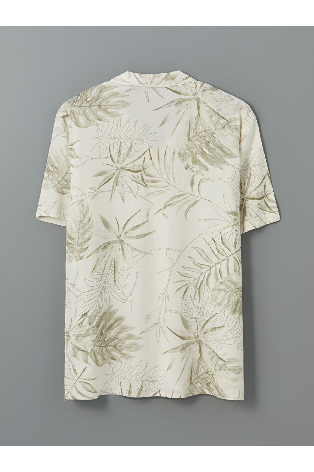 LC Waikiki-Create Your Style from Uzg Store |   Regular Fit Short Sleeve Patterned Viscose Men's Shirt 6
