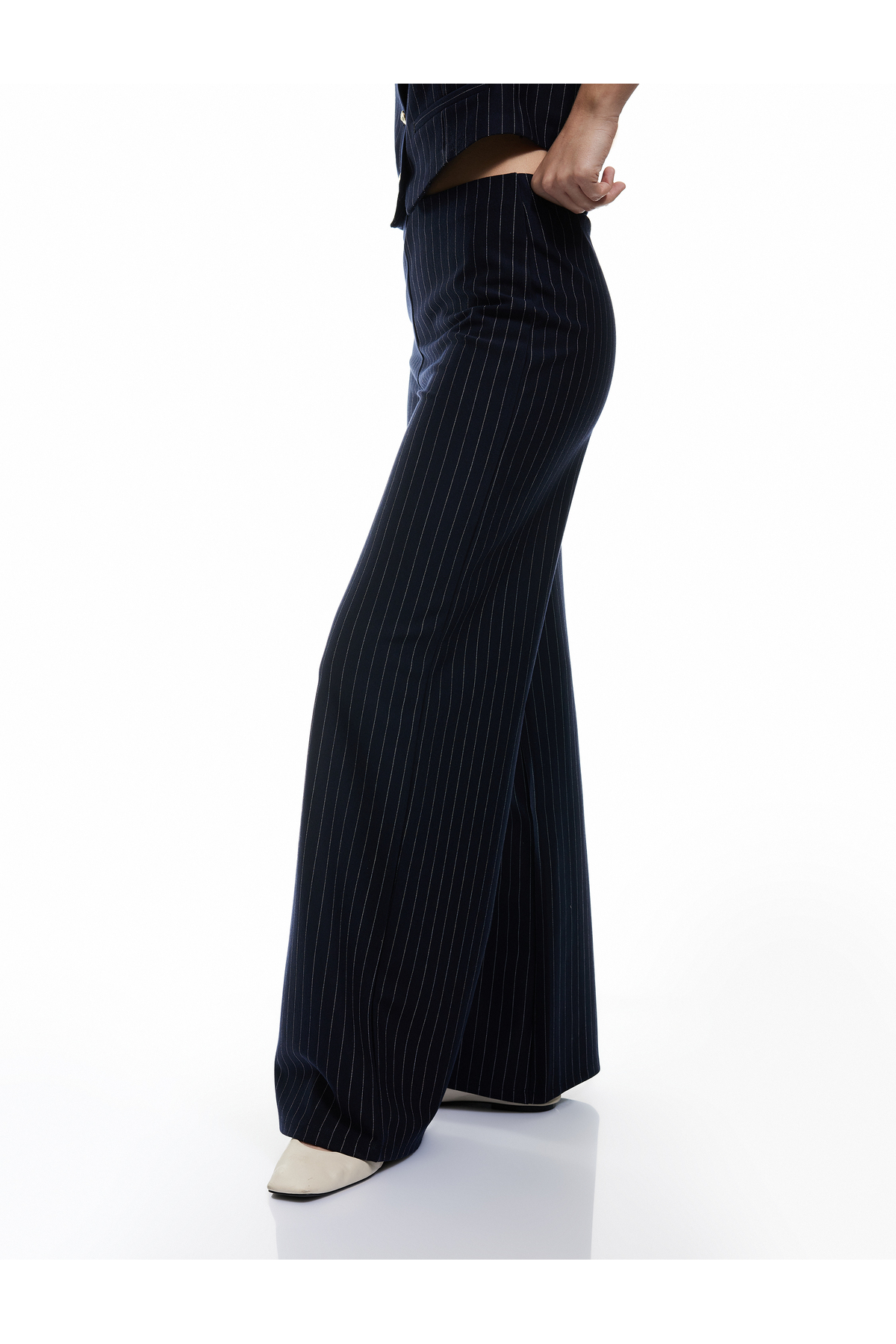 Koton-Striped Wide Leg High Waist Fabric Trousers 2