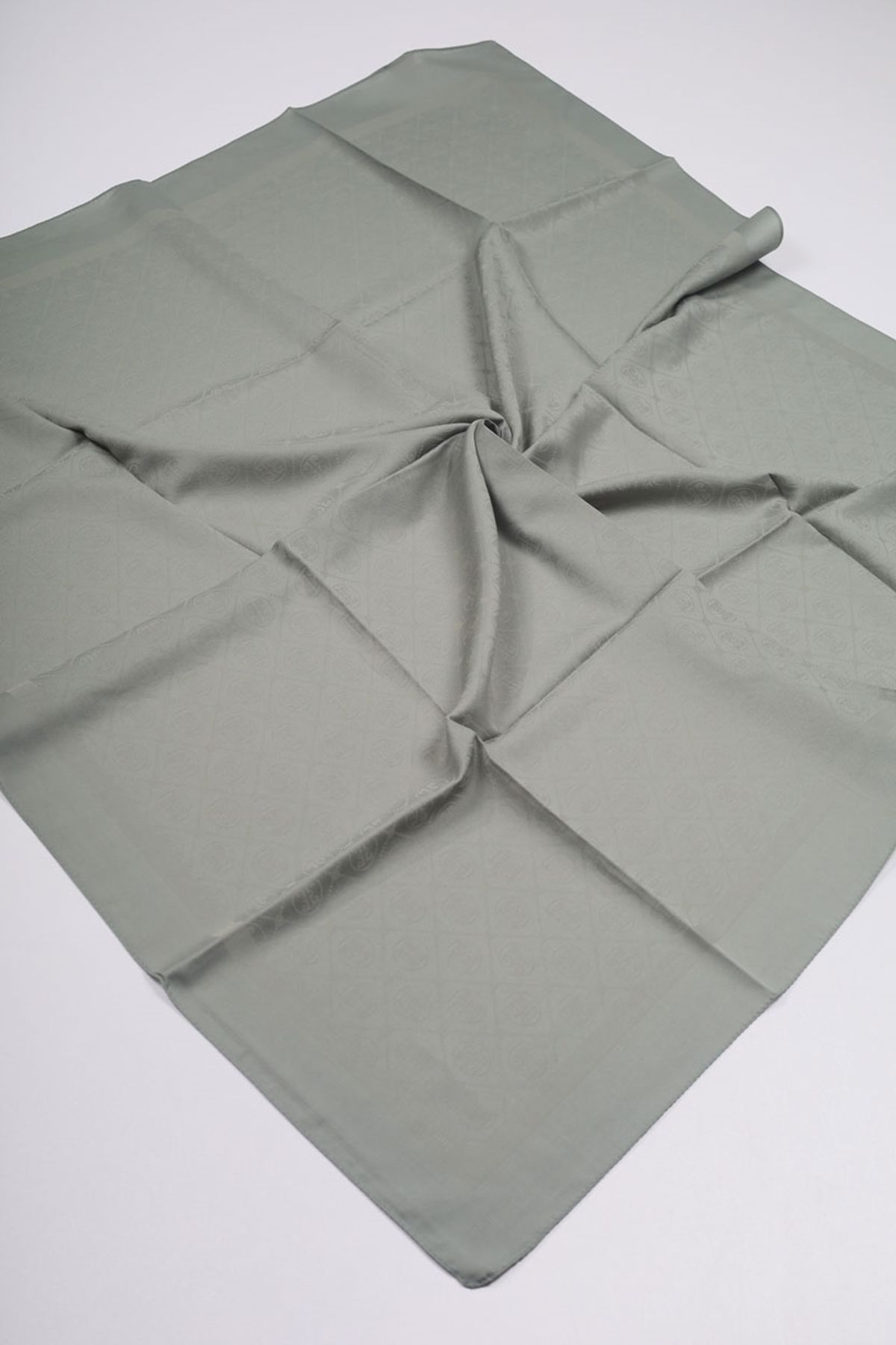 Pierre Cardin-Scarf - Pattern-01 - Color-04 1