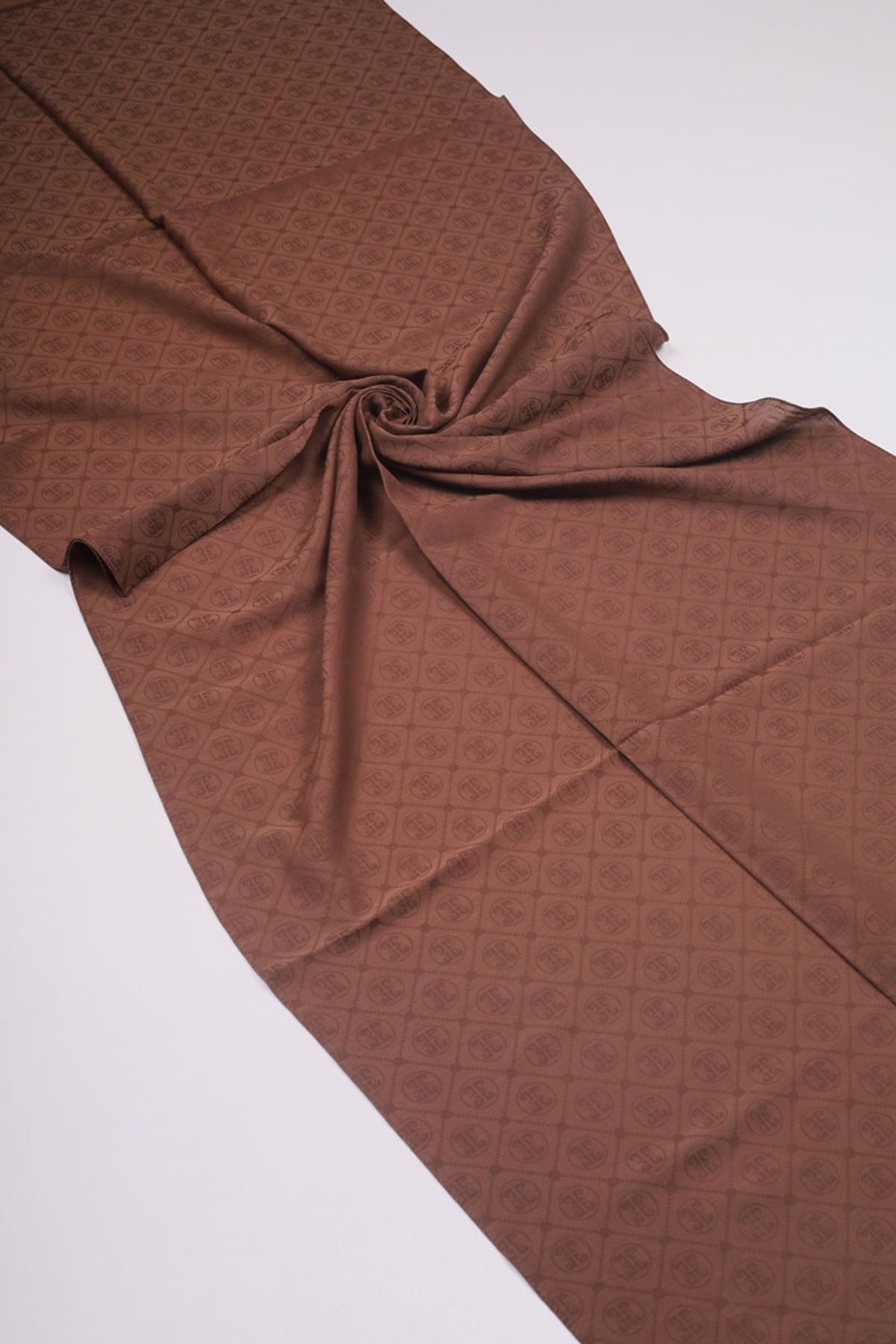 Pierre Cardin-Shawl - Pattern-01 - Color-07 1