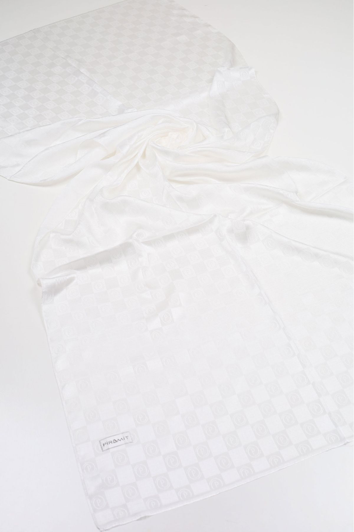PİRAMİT-Pyramid Monogram Flush Shawl - Pattern-03 - Color-04 1