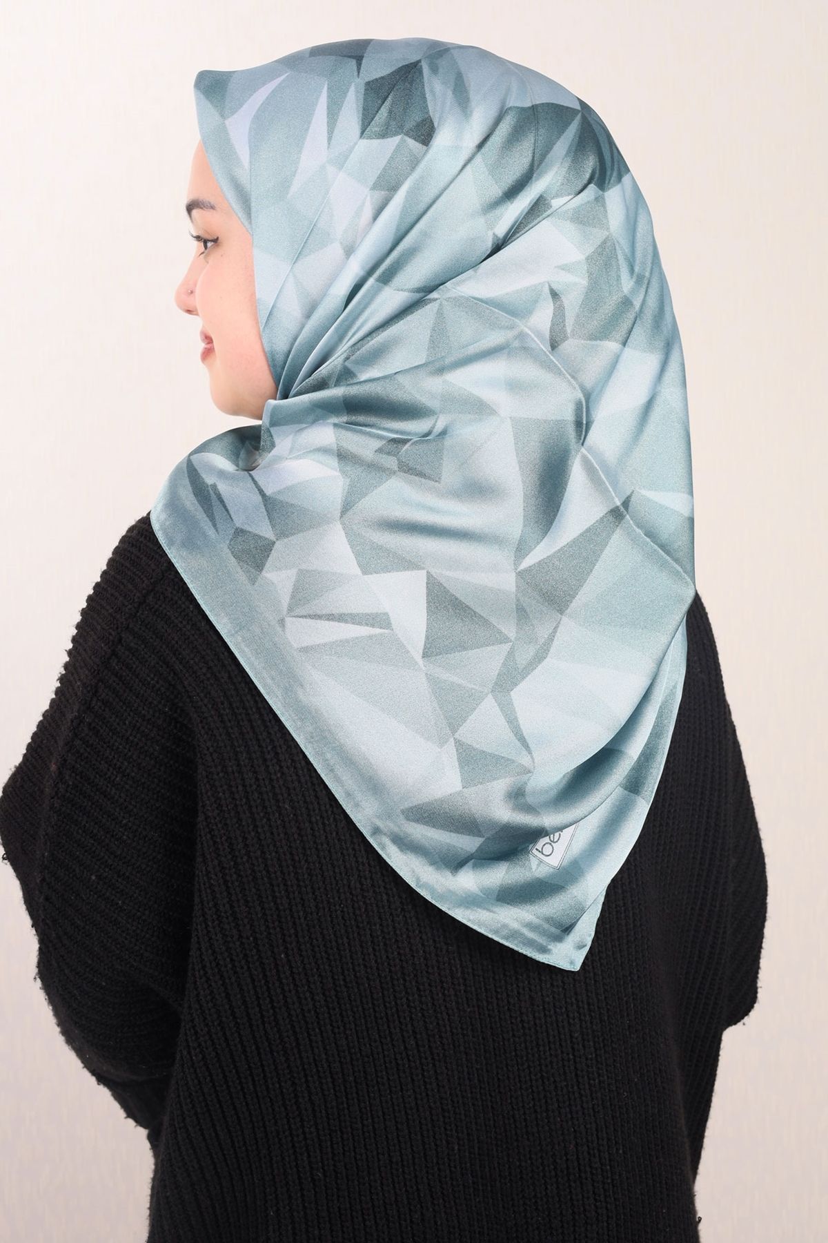 Berussa-Hybrid Patterned Crystal Scarf - Pattern-03 - Color-04 1