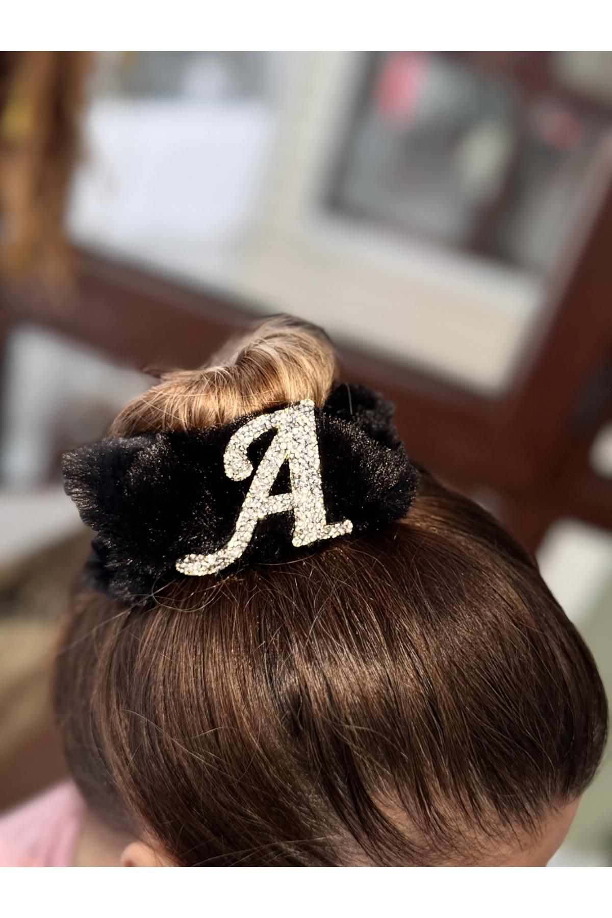 Arabasına Aşıklar Kulubü-A Letter Sheepskin Hairpin 1