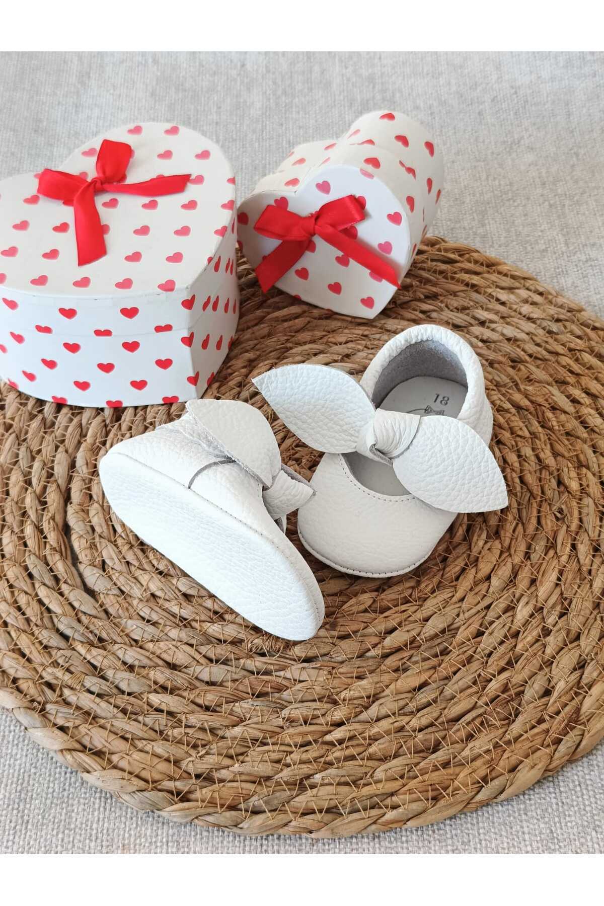 MİNİBİRİ Angel Model Kız Bebek Beyaz Hakiki Deri Makosen Patik Ilk Adım Ayakkabısı fotoğrafı 2 (önizleme)