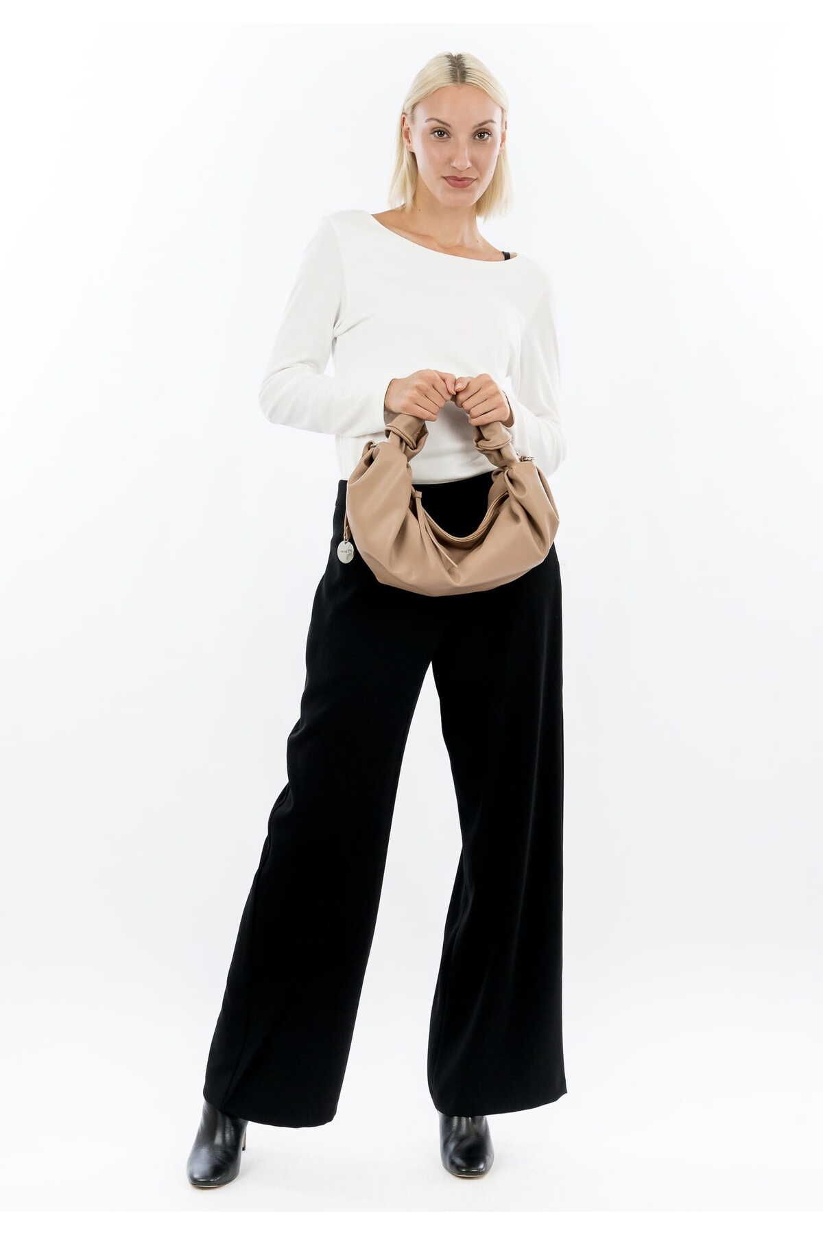 complete the look image