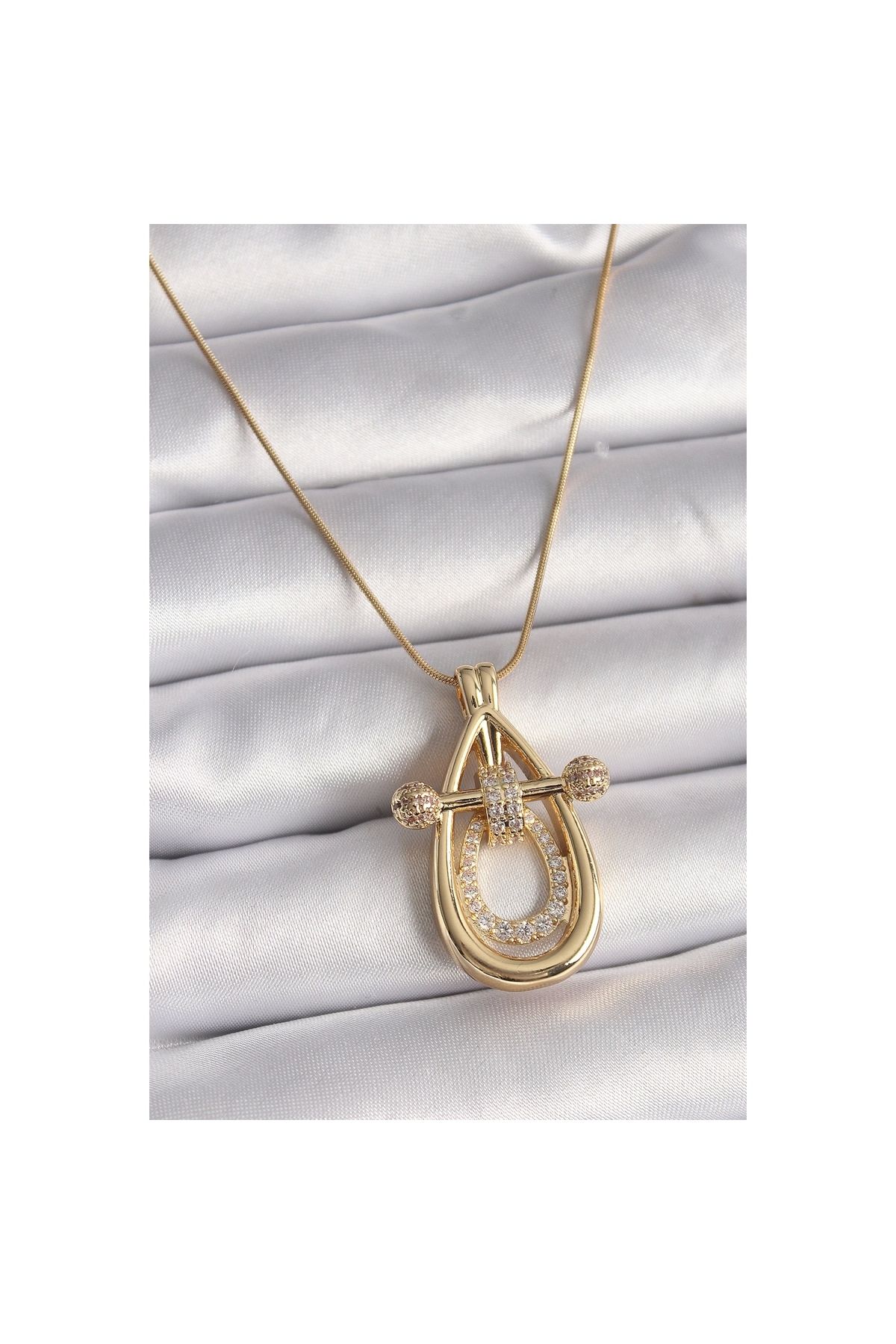 Narnuga 316L Çelik Gold Renk Zincir Zirkon Taşlı Vintage Model Kadın Kolye - TJ-BKO9507