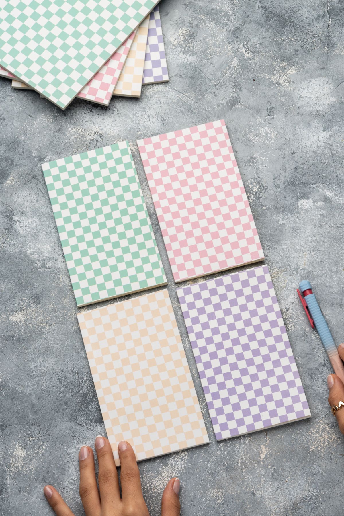 Fly Notes Set De 4 Caiete În Carouri De Șah 10 X 15 Cm 64 Pagini Caiet De Școală Mini Caiet Caiet Cadou - One Size