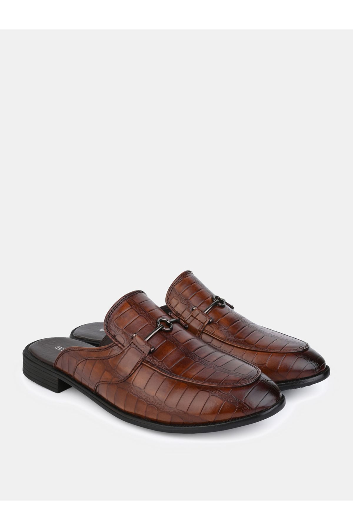 Styli-Croc Texture Faux Leather Metal Accent Mules 3