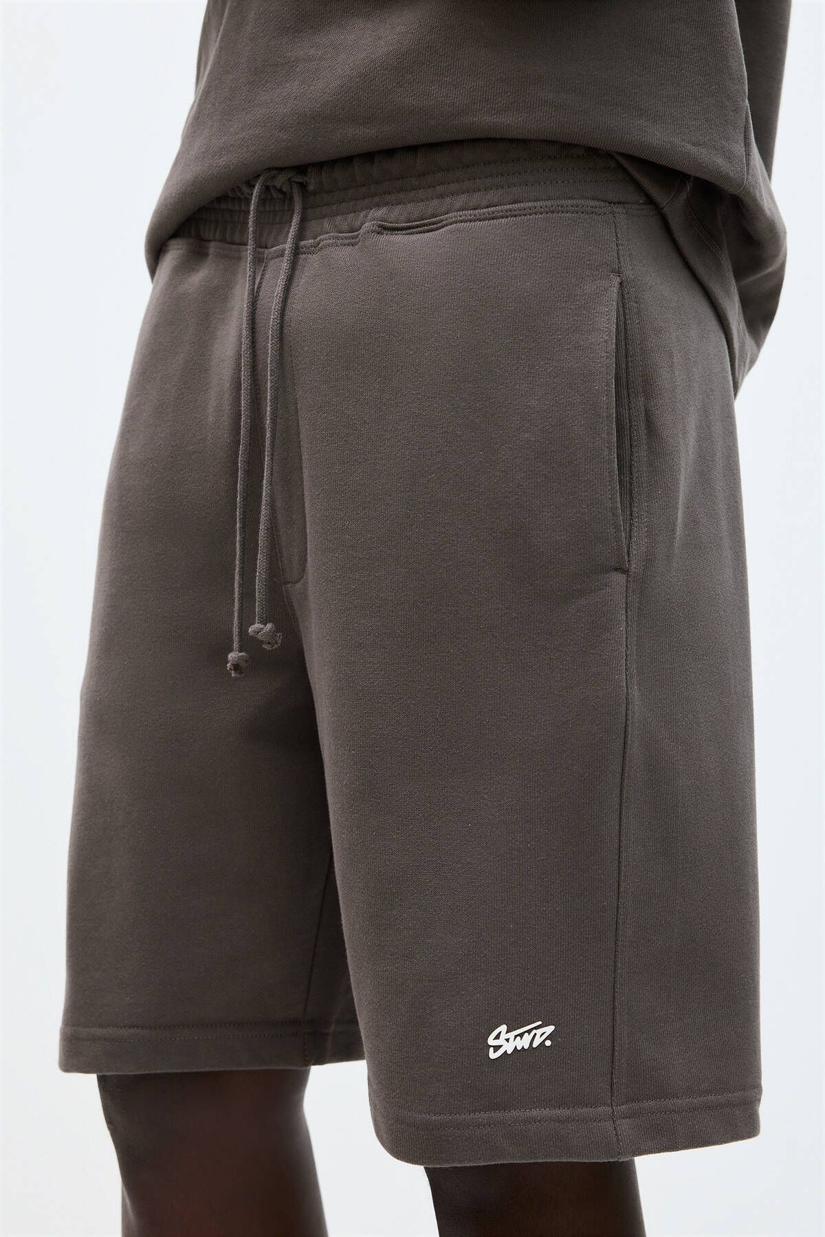 Pull & Bear-STWD jogger Bermuda shorts 5