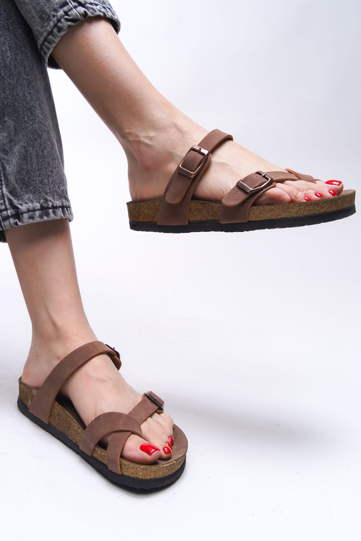 Riccon-Jessinesra Women's Flip Flops 0012501   Tan 3