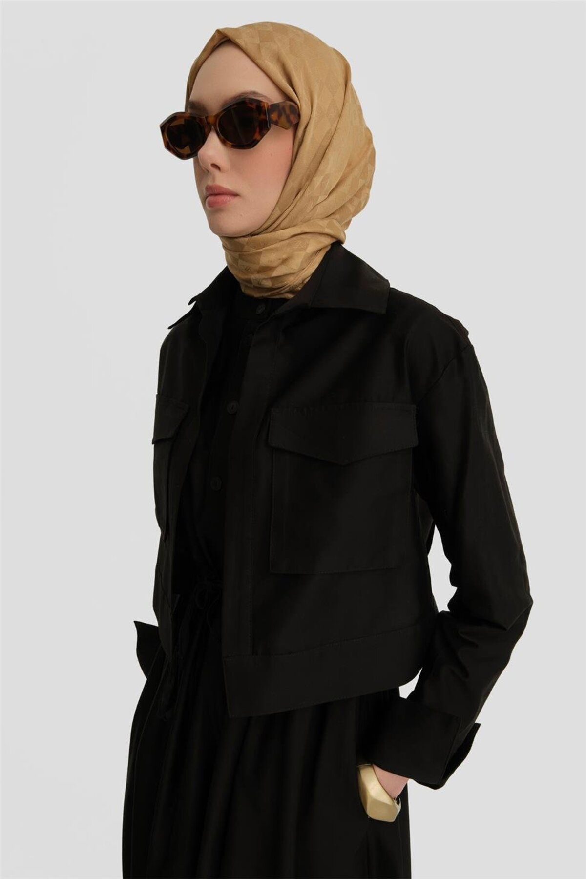 Armine-Black Jacket Suit - 25Y6002 Model 4