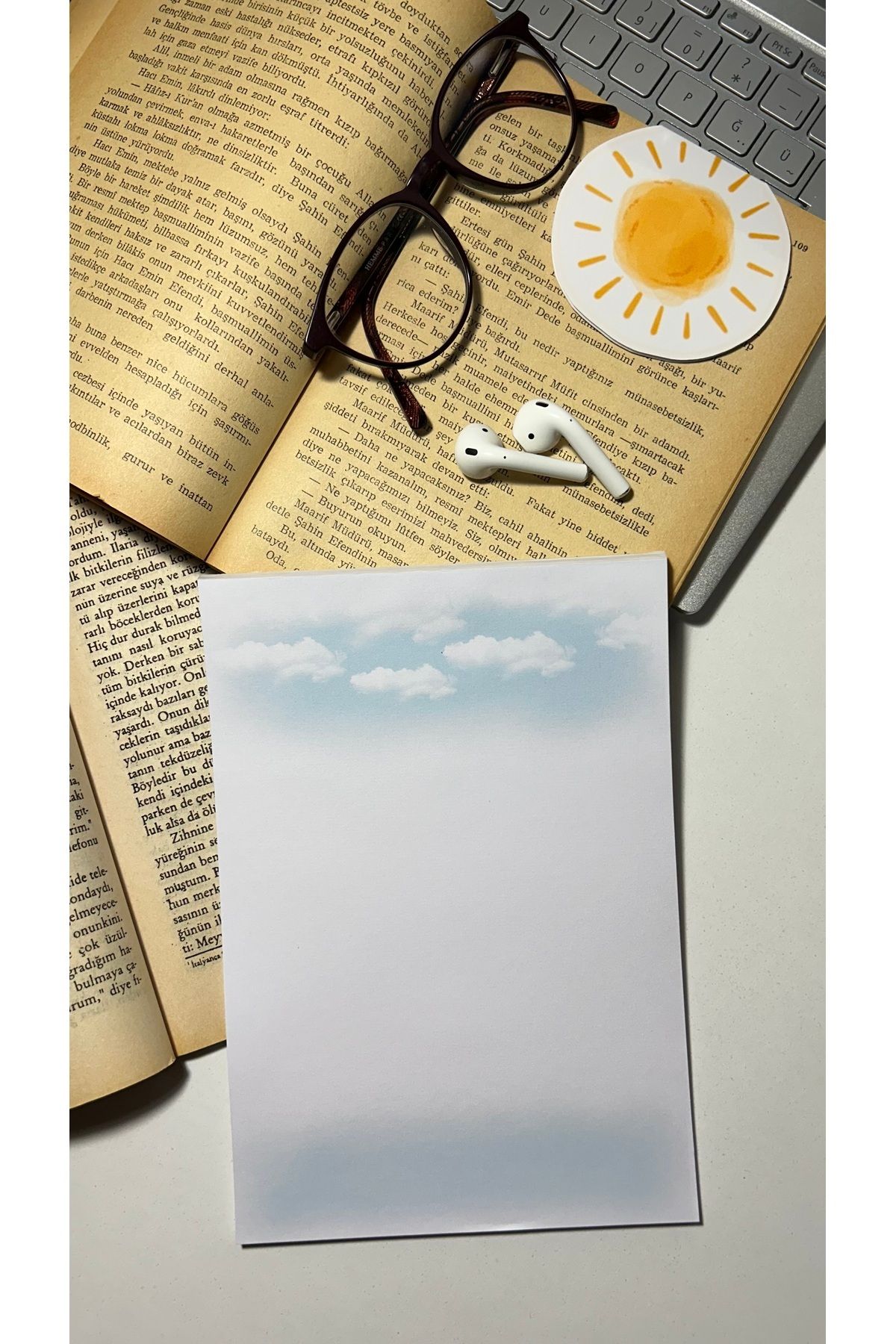 Handeto Kraft-Cloud Themed A5 Notepad - Check Pluck Notebook with Glue Memo Pad and No Line Notebook 3