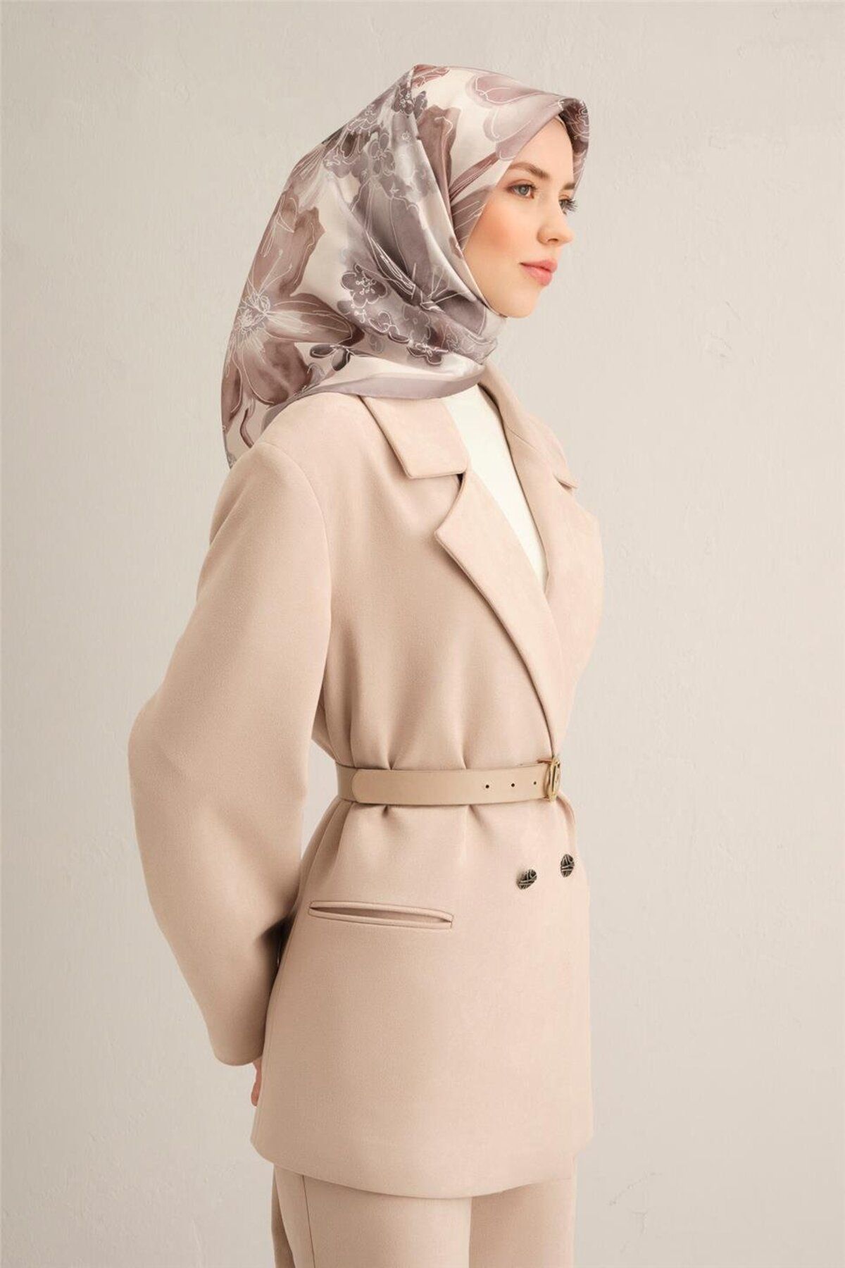 Armine Desenli Saf İpek Sura Eşarp 9318- 83