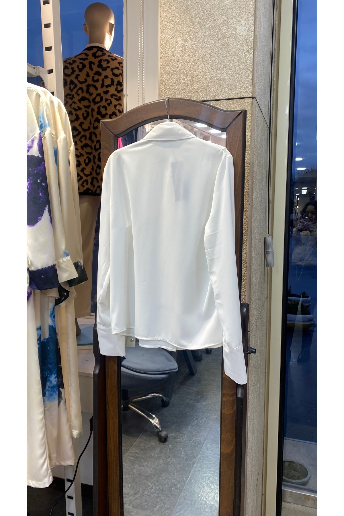 PERA MODA  Önü Fırfırlı Dökümlü Iç Göstermeyen Bluz Şık Gömlek - Görsel 7