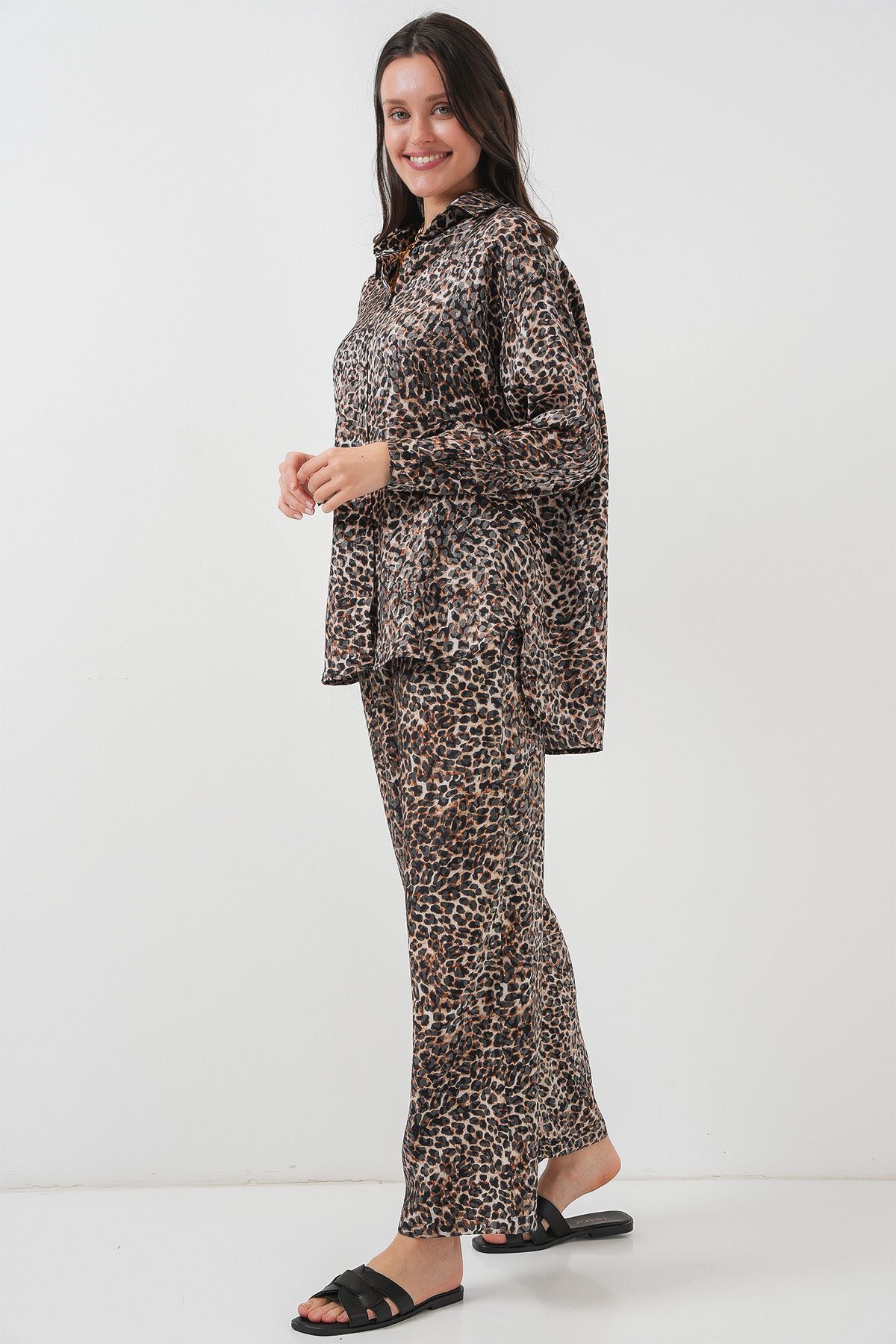 Bigdart-6699 Leopard Patterned Top and Bottom Set - C. Brown 3