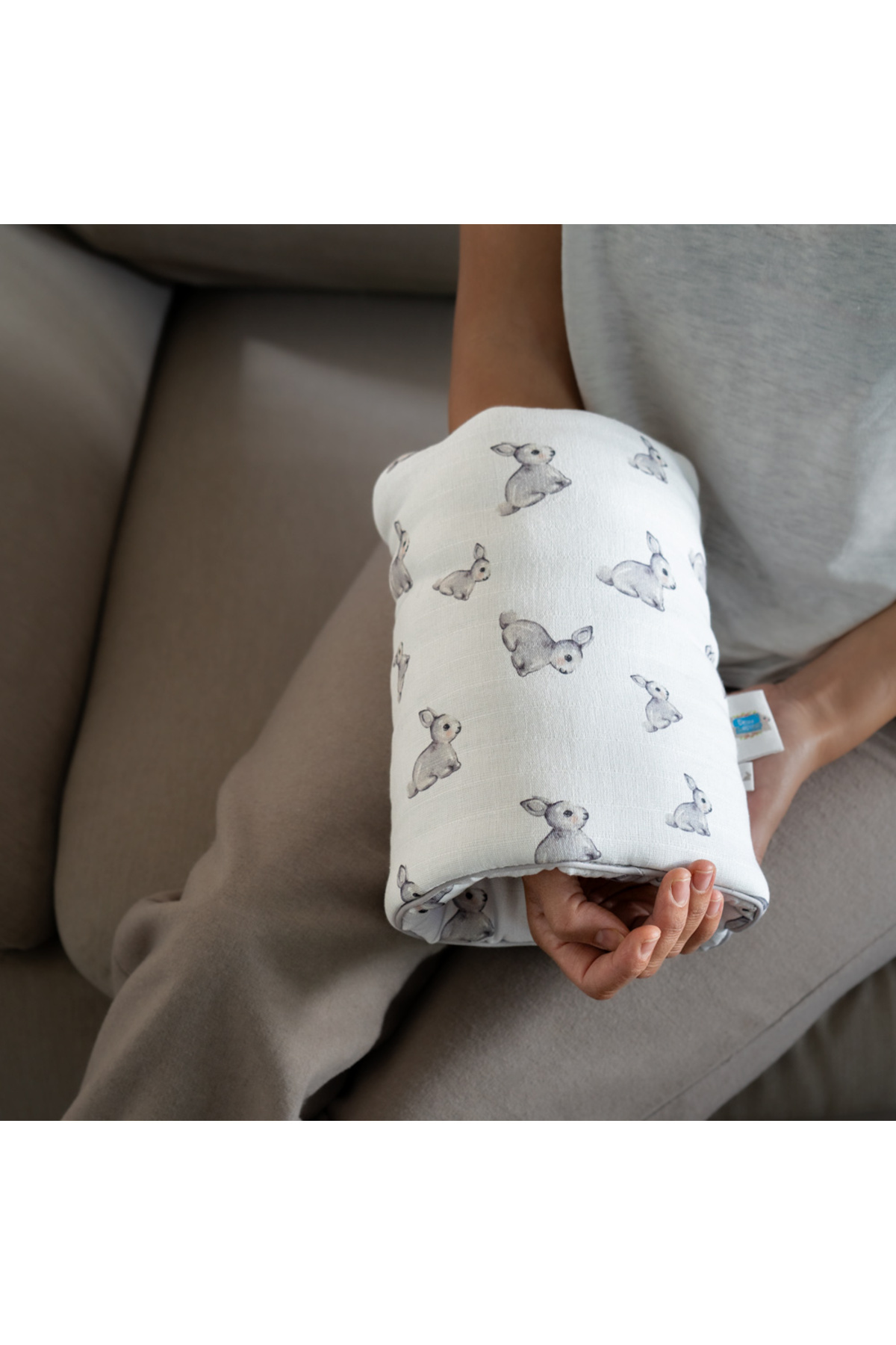 Deux Lapins % 100 Pamuk Pratik Silindir Emzirme Kol Destek Yastığı - Iconique Lapin fotoğrafı 3 (önizleme)