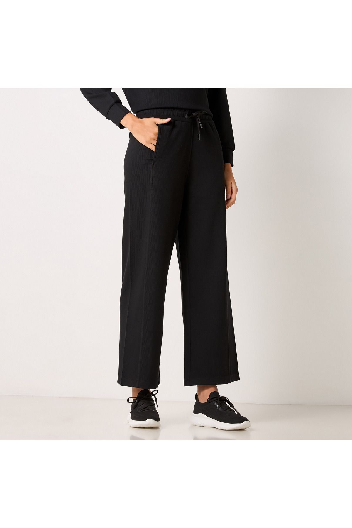 Kappa-Panelled Pants With Drawstring Closure And Pockets 1