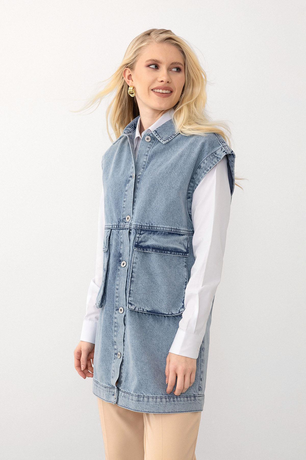 Olcay-Übergroße Jeansweste – Taschentasche mit Knopfverschluss BLAU 8252 7