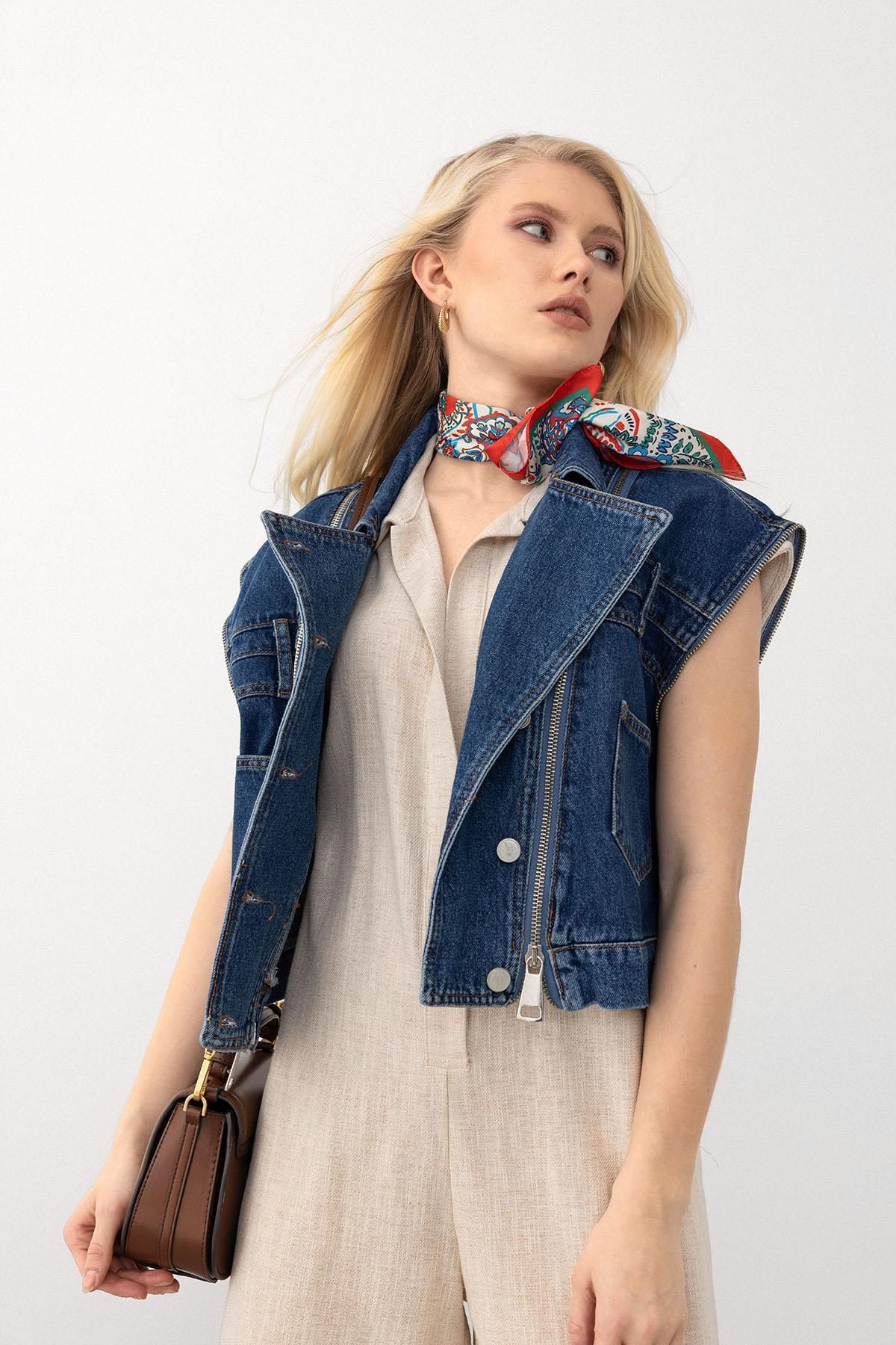 Olcay-Zipper Detailed Short Denim Vest Dark Blue 8256 6