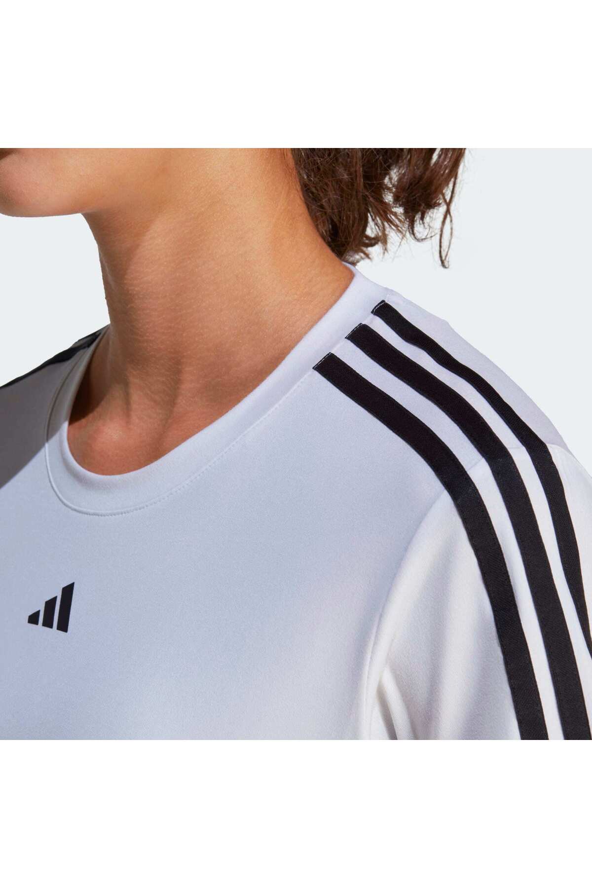 adidas AEROREADY Train Essentials 3-Stripes Tişört görsel 3