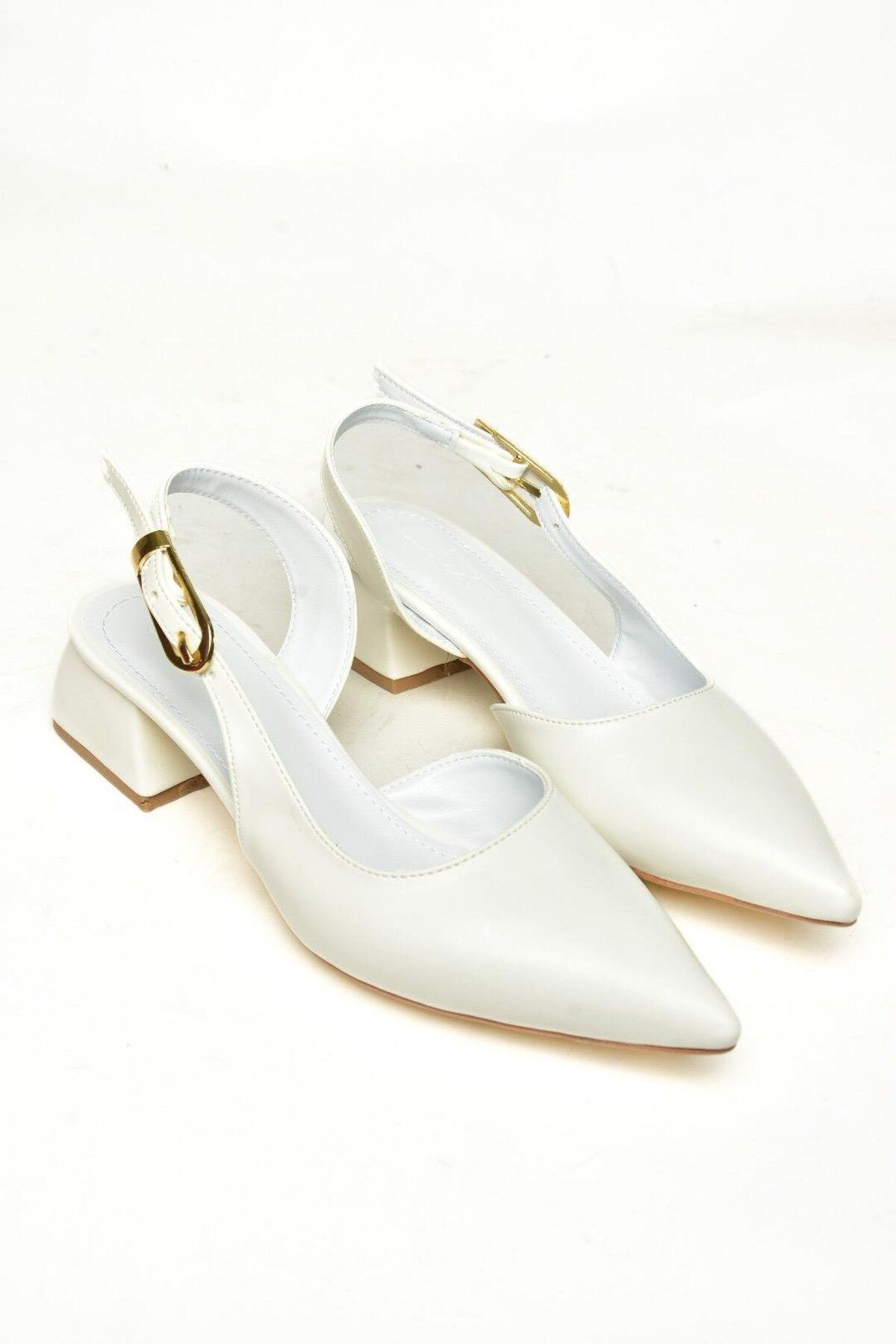 Fox Shoes-U 998212409   White Low Heeled Women's Shoes 7