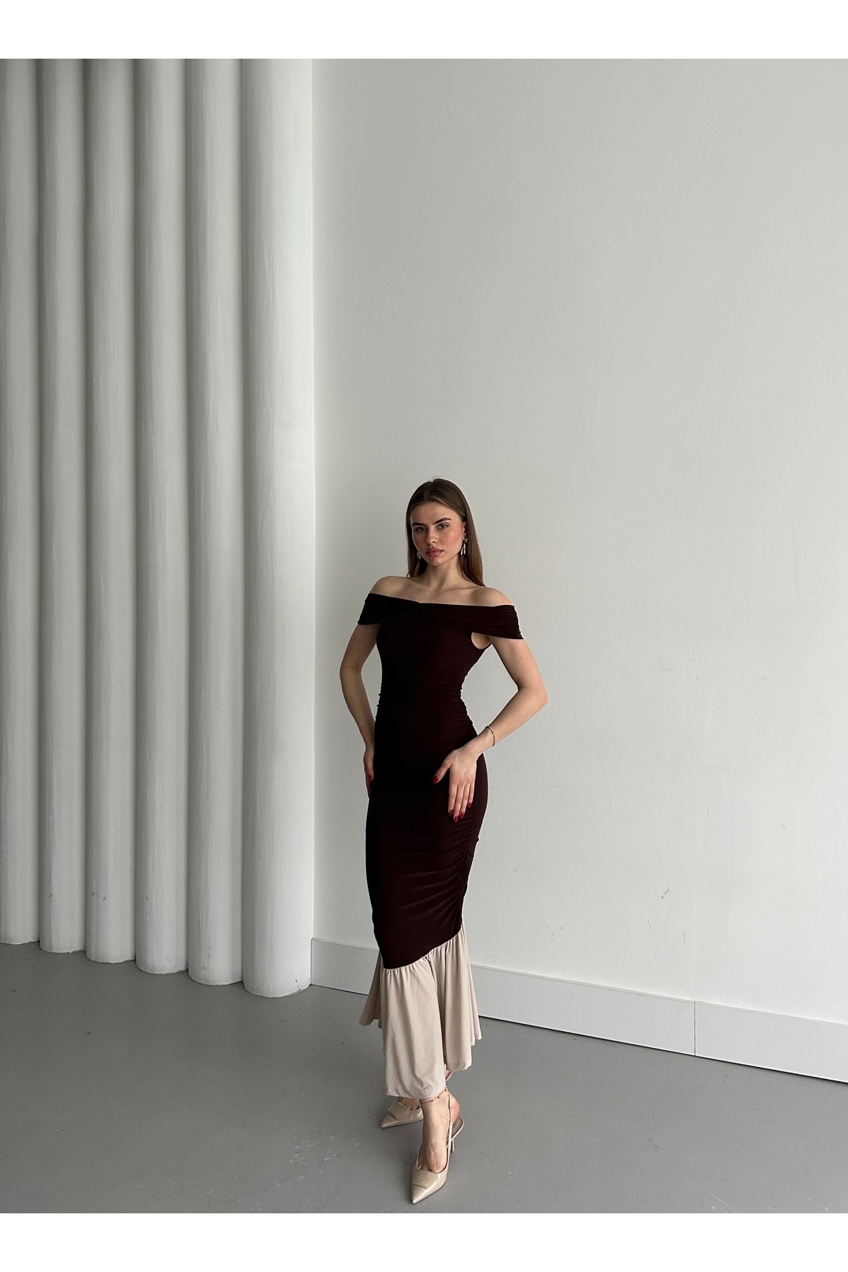 Laluvia-Rochie maro cu volane cu gât barcă - 4798 4