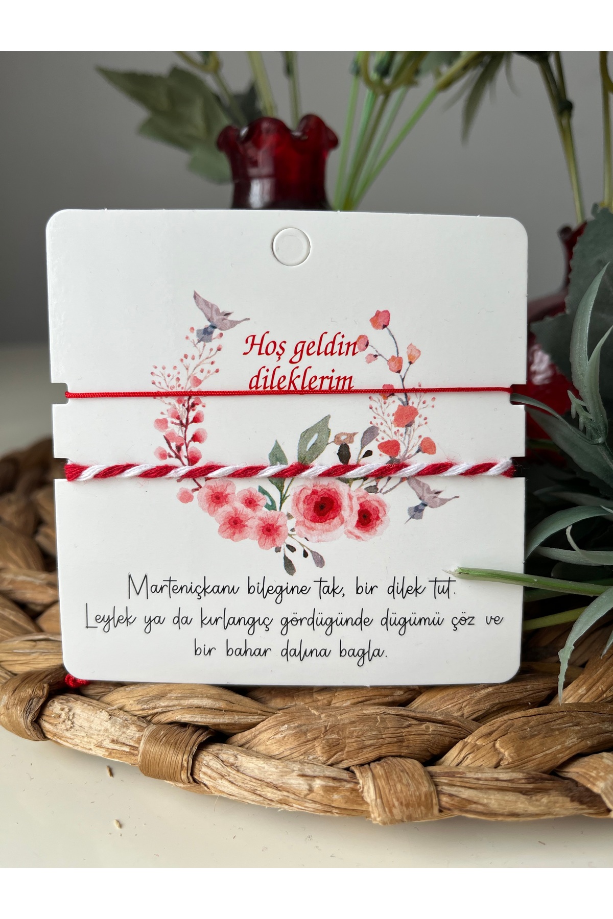 10’lu Kırmızı İp Bileklik ve Marteniçka Set