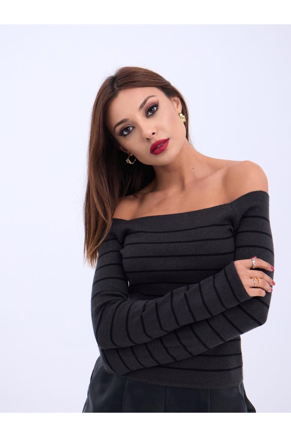 velmorafashion 4206 TRİKO ÇİZGİLİ KAYIK YAKA CROP-ANTRASİT-SİYAH