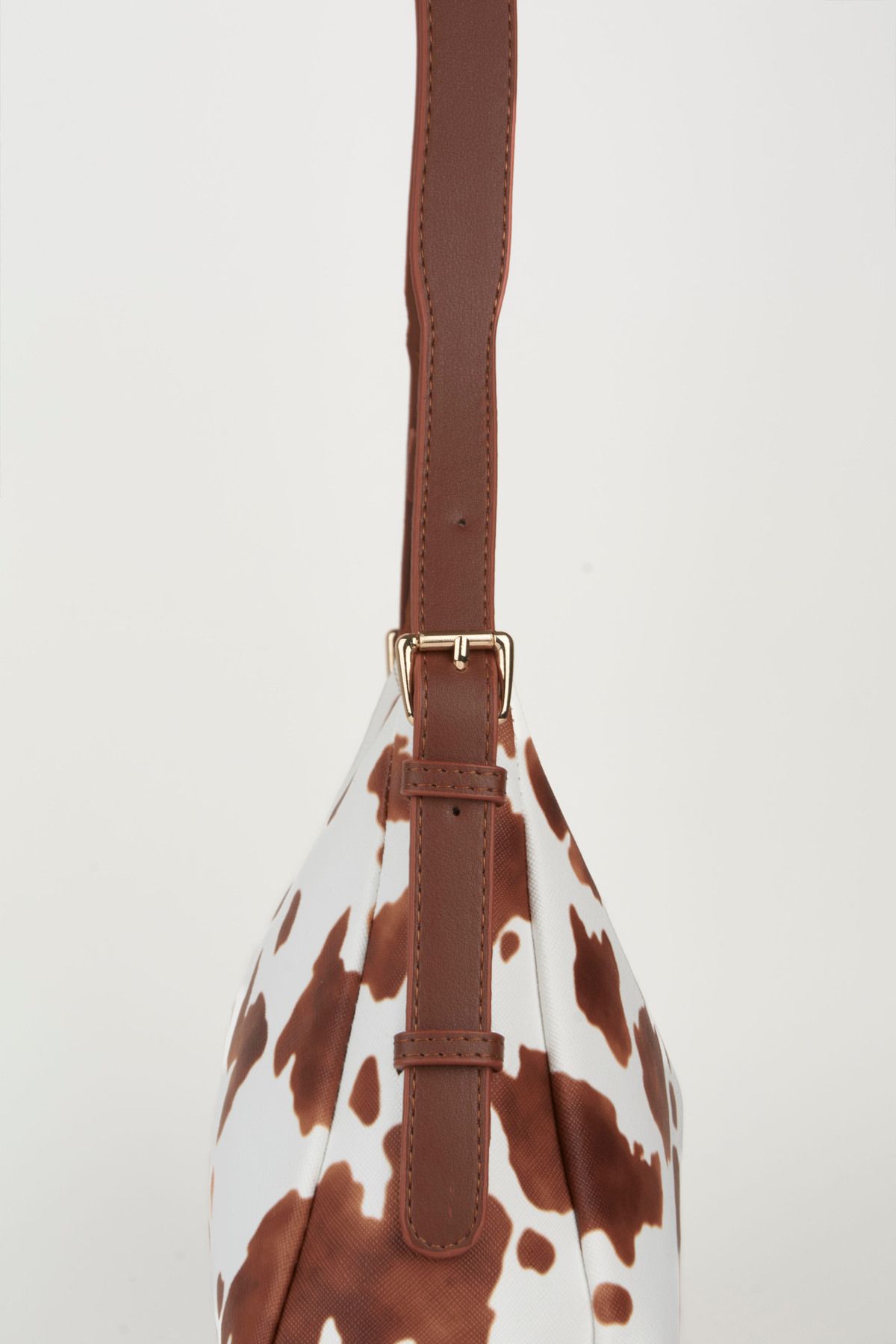 Vivaq-Women's Cow Pattern Brown Baguette Design Strap Lined Faux Leather Zipper Closure Hand and Shoulder Bag 4