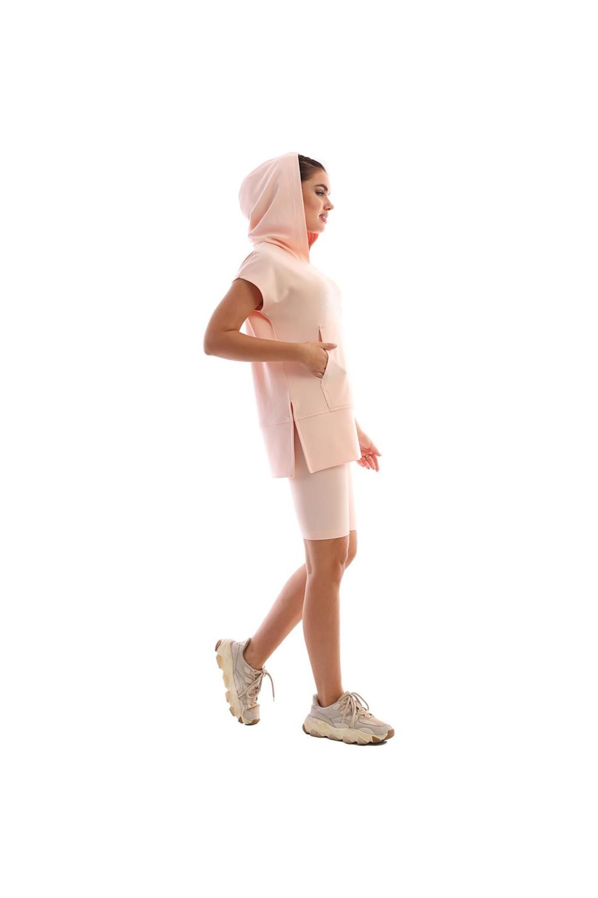 Edelle-Double Suit with Short Leggings 4