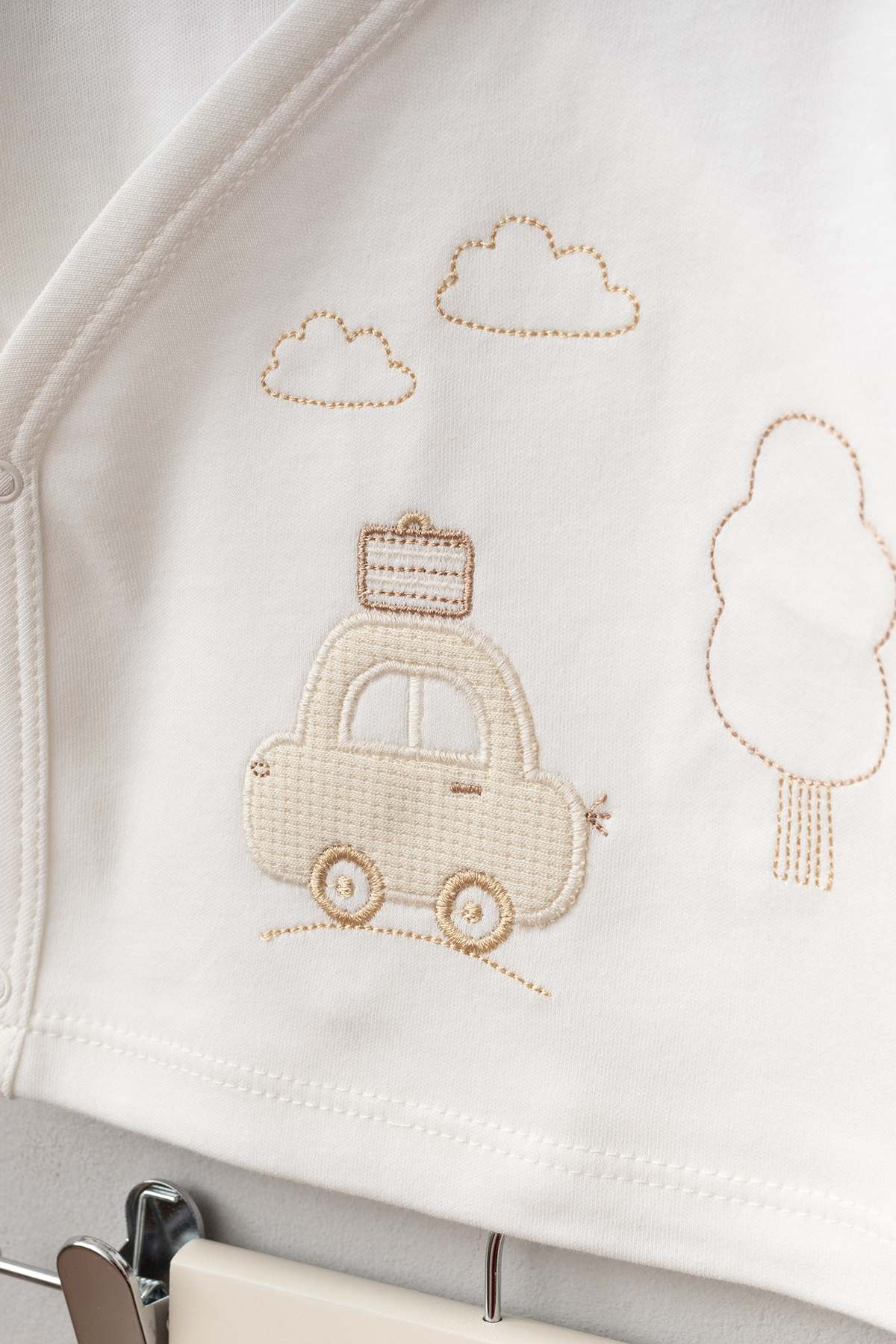 Bebitof Sevimli Araba Desenli 10 Parça Kutulu Yenidoğan Hastane Çıkışı Zıbın Seti fotoğrafı 4 (önizleme)