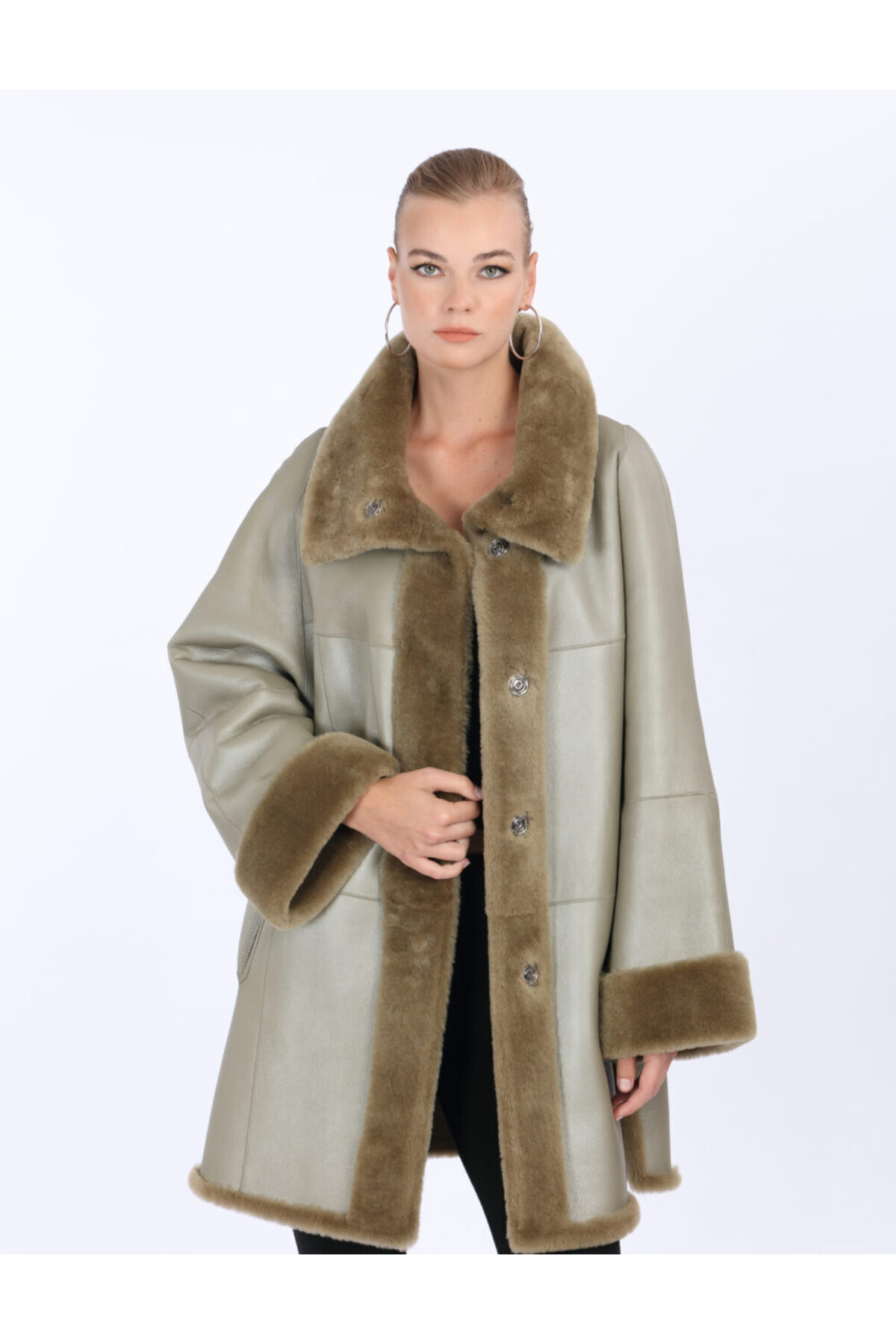  کاپشن چرم و خز اصل با قفل دو طرفه