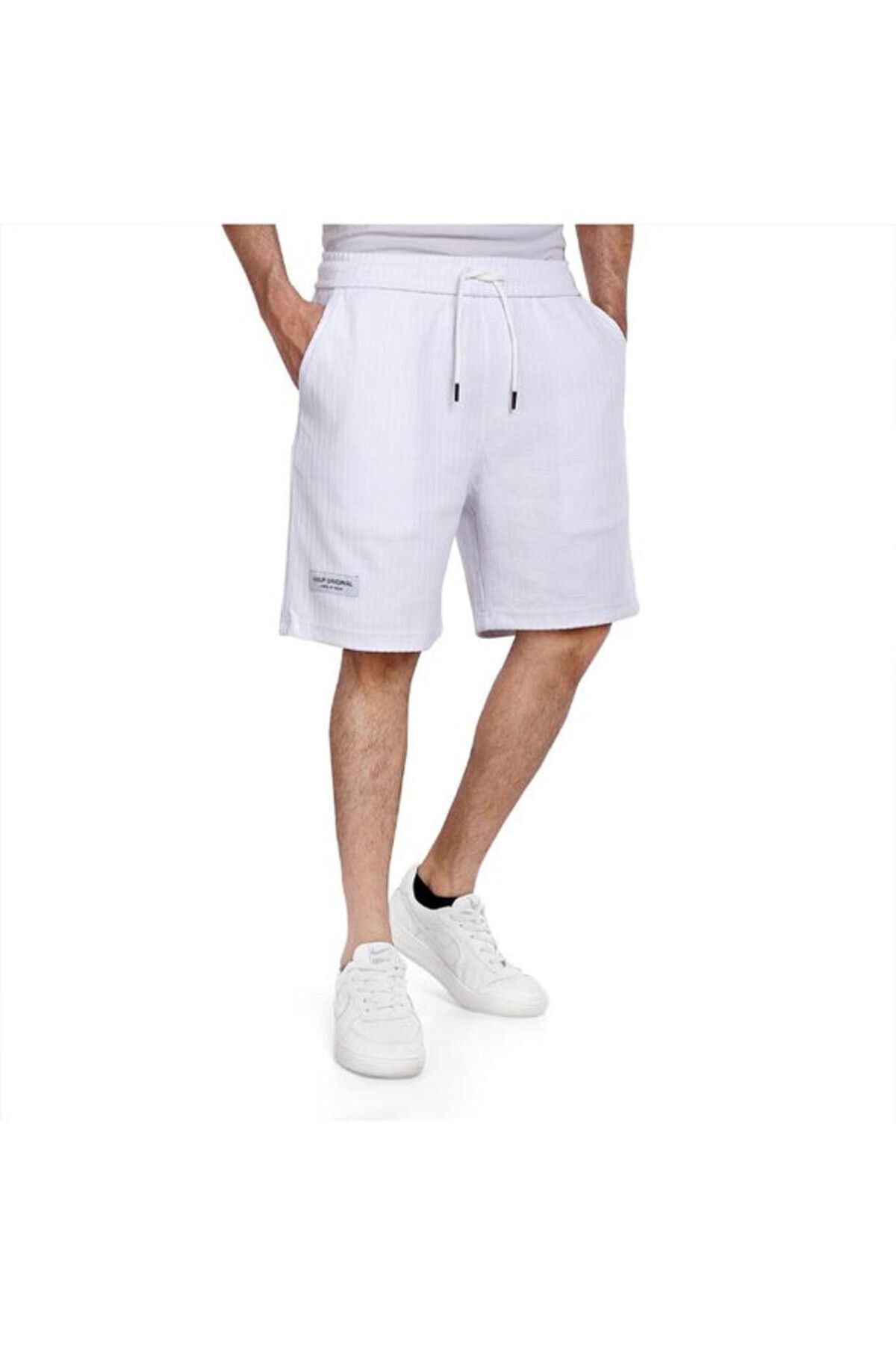 COUP-- Trendy Shorts 1500115-white M 1