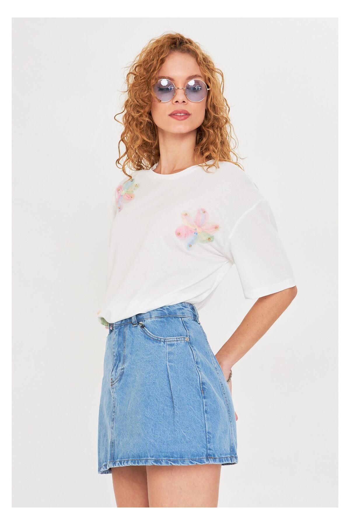 TIFFANY&TOMATO Çiçek İşlemeli T-Shirt