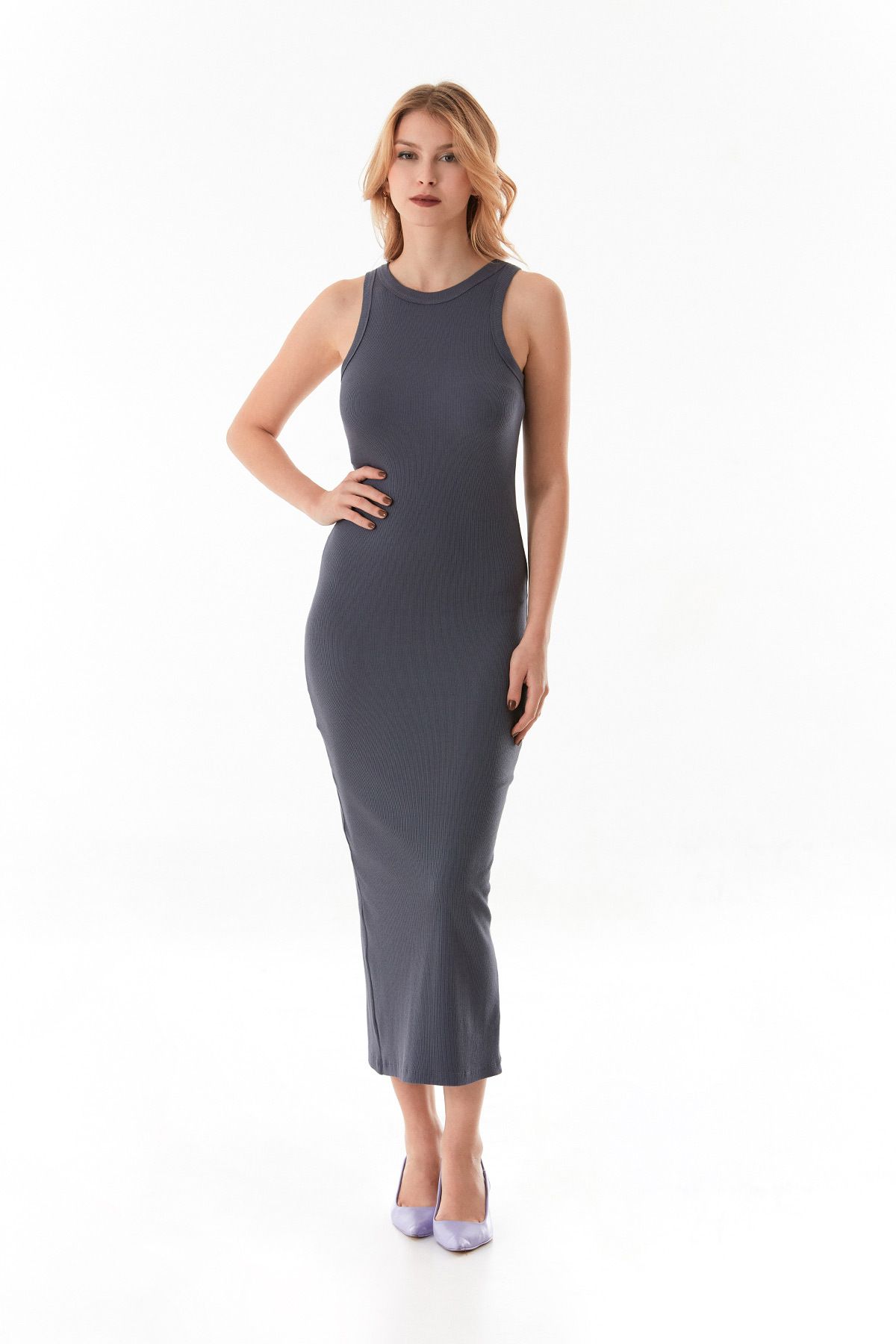 Basic Fitilli Halter Yaka Yırtmaçlı Elbise