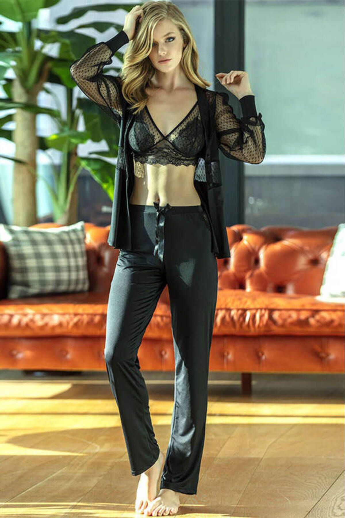 SheyMa Giyim SheyMa stl Siyah Dantel Detaylı Sütyenli Pijama Takımı 4798