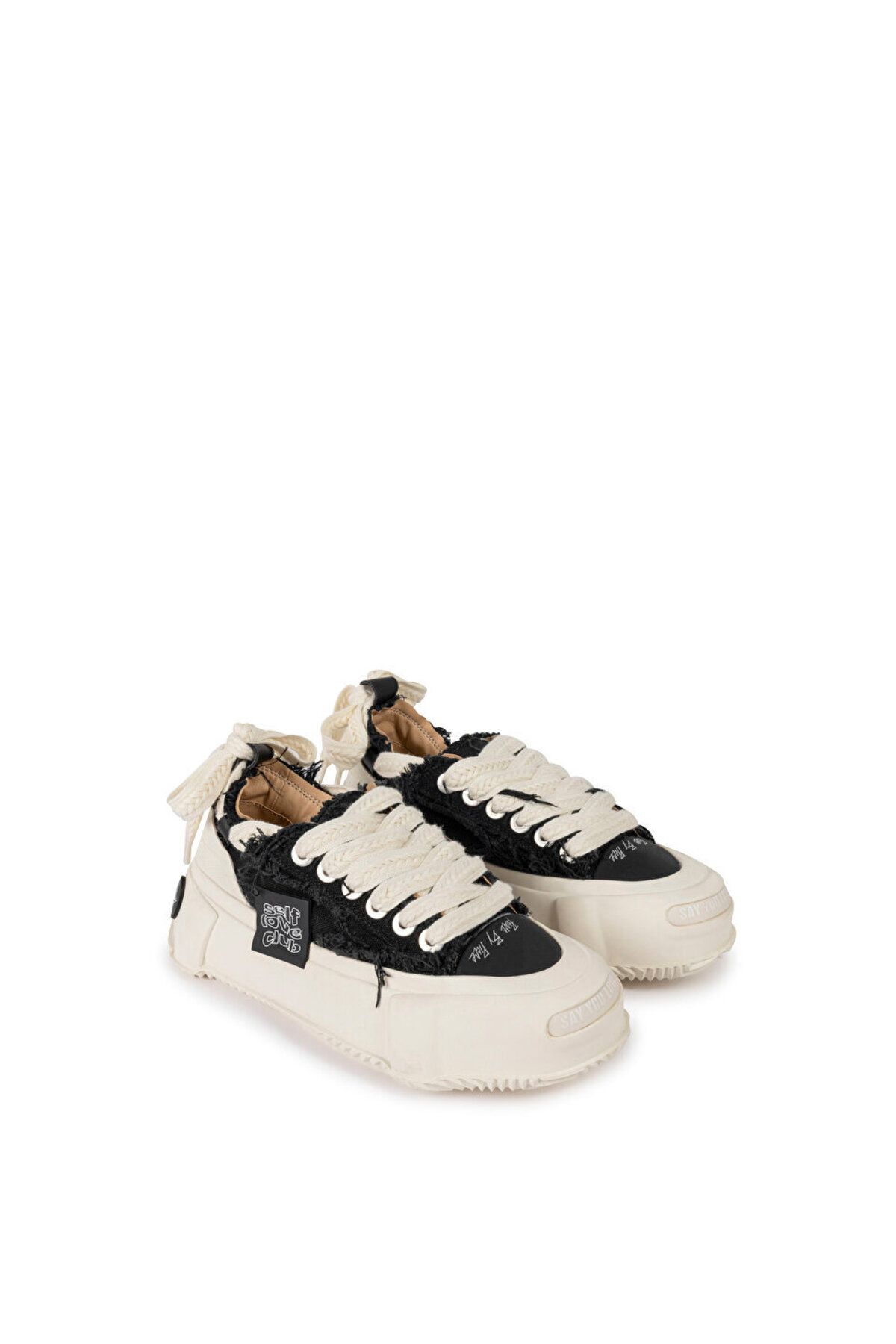 Twist-Patch Accessory Sneaker - Stylish and Comfortable 3