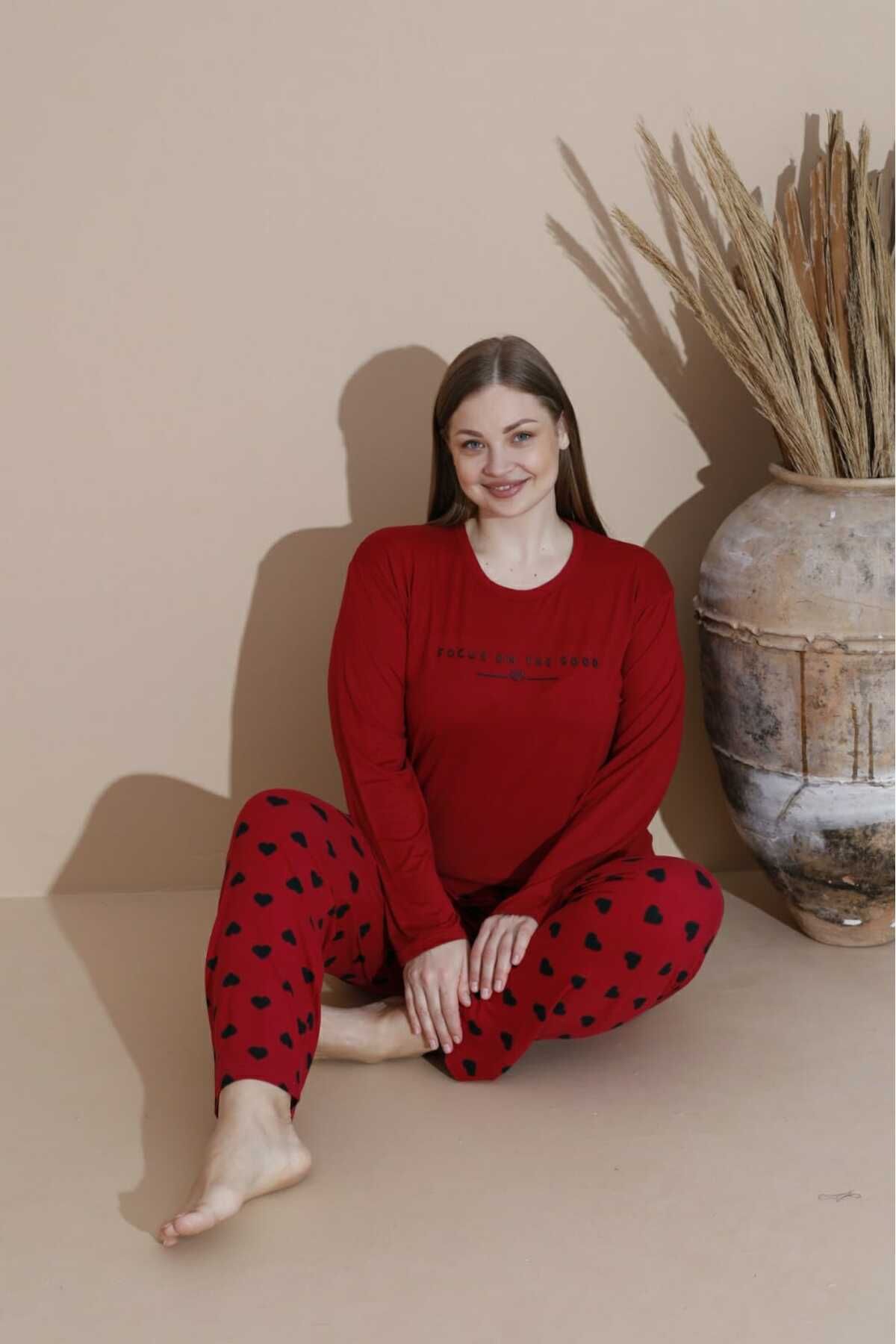 Temporium-Women's Plus Size Curve Milan Fabric Printed Pattern Long Sleeve Bamboo Pajamas Set 1