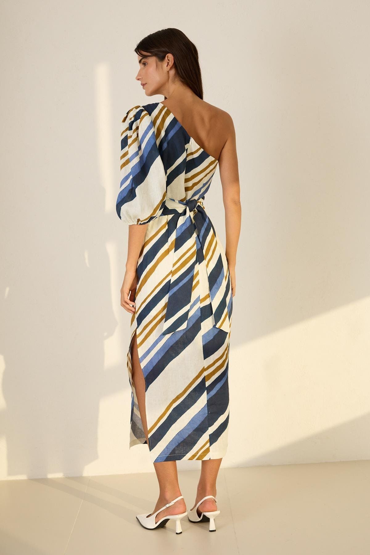 Setre-Ecru - Navy Blue One Shoulder Detailed Waist Belted Patterned Wide Fit Linen Dress 5