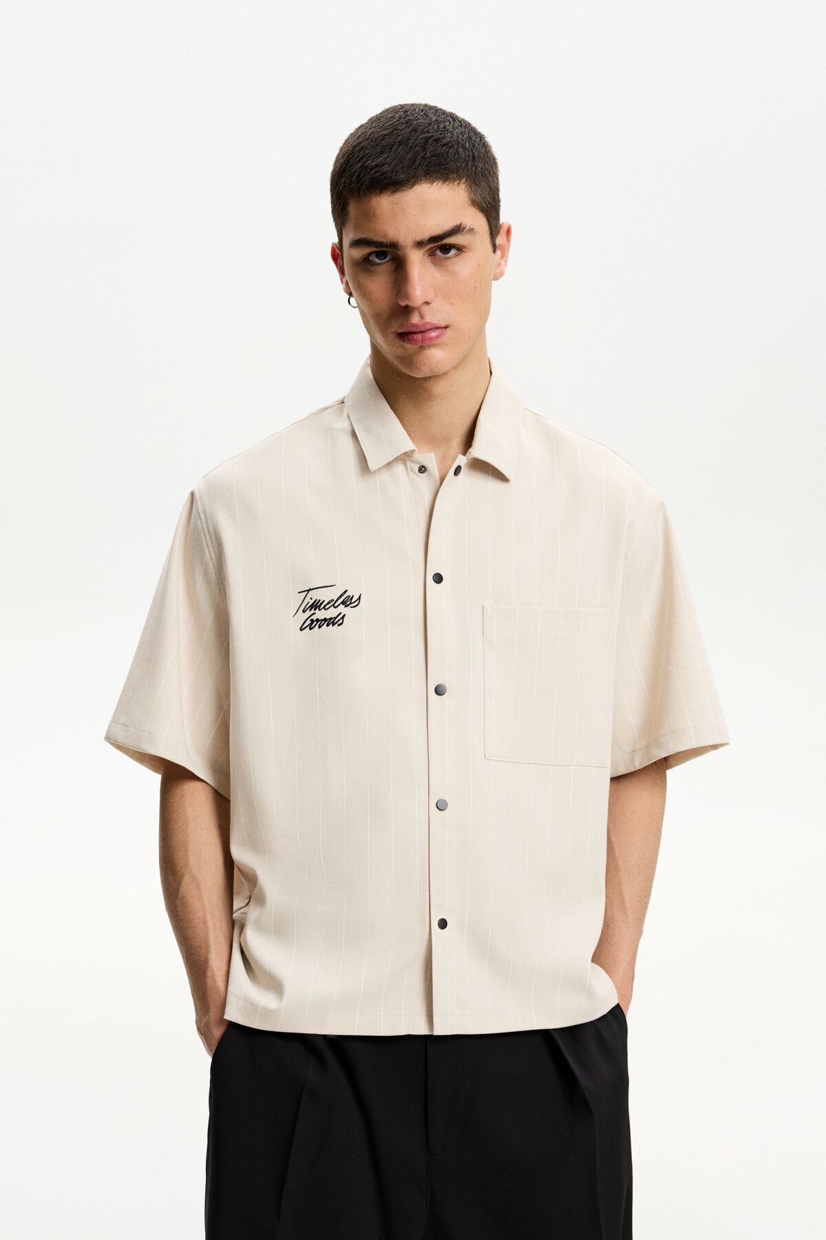 پیراهن آستین کوتاه گلدوزی شده Bershka