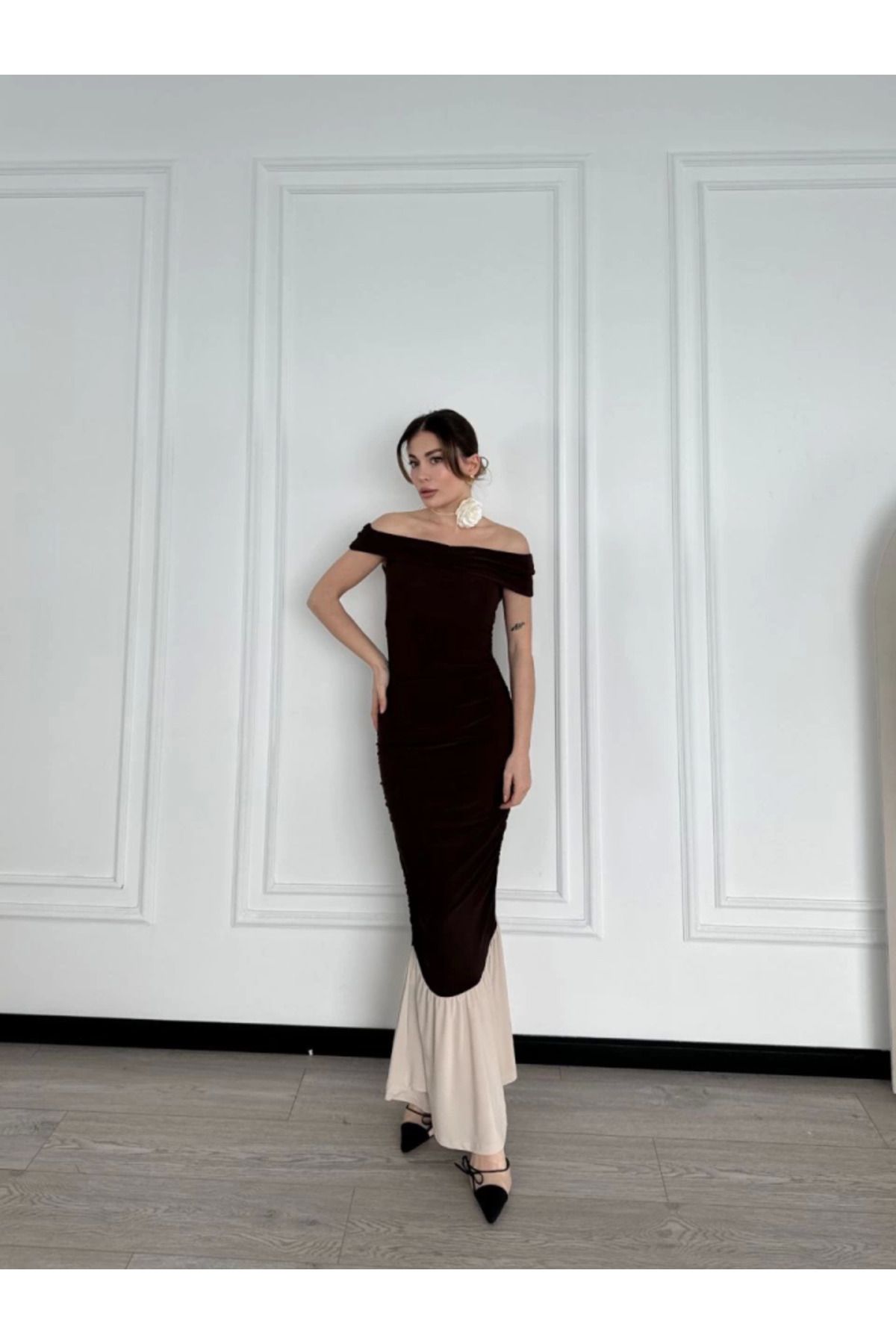 velmorafashion Striptiz Omuzlu Uzun Elbise- Kahve
