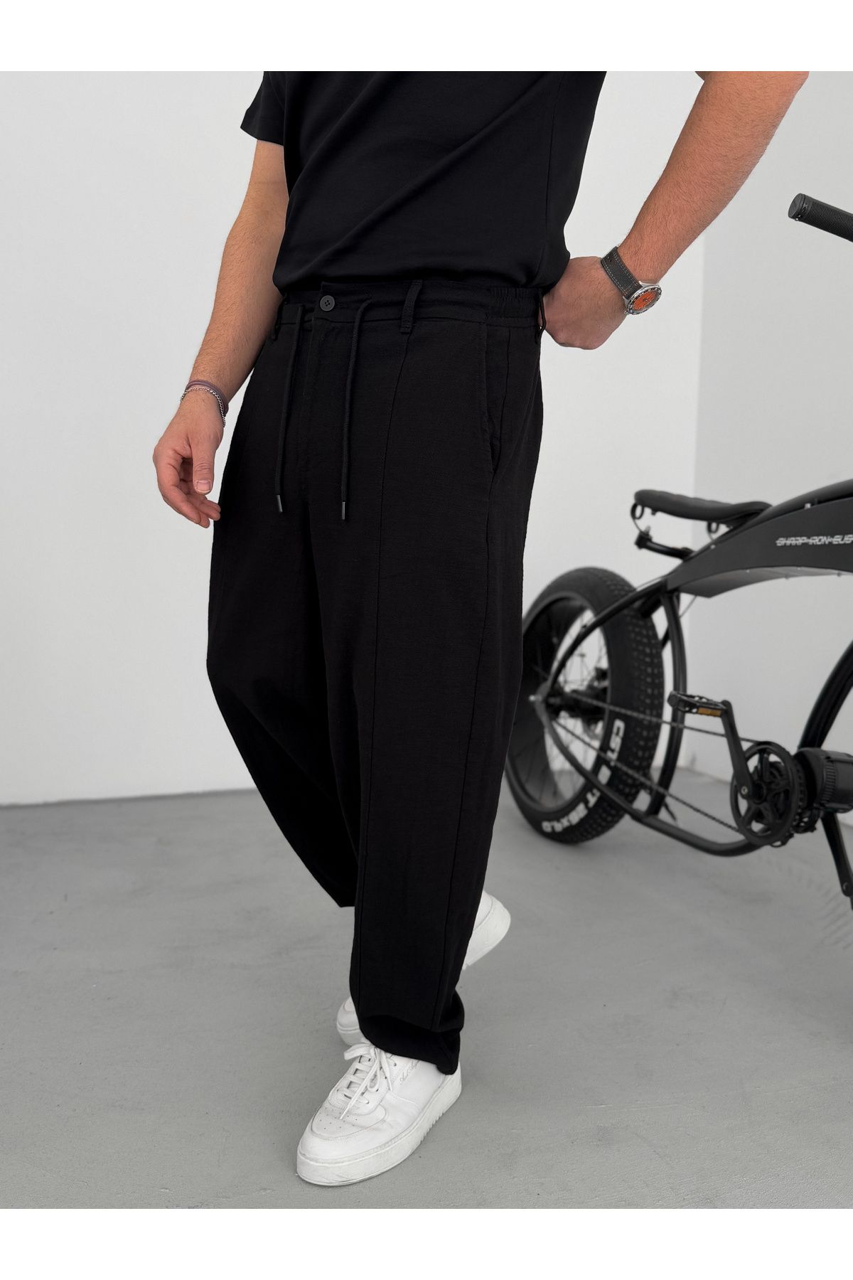 BYBASICMAN-Black Flared Stitched Carrot Cut Pants Yp-5001 4