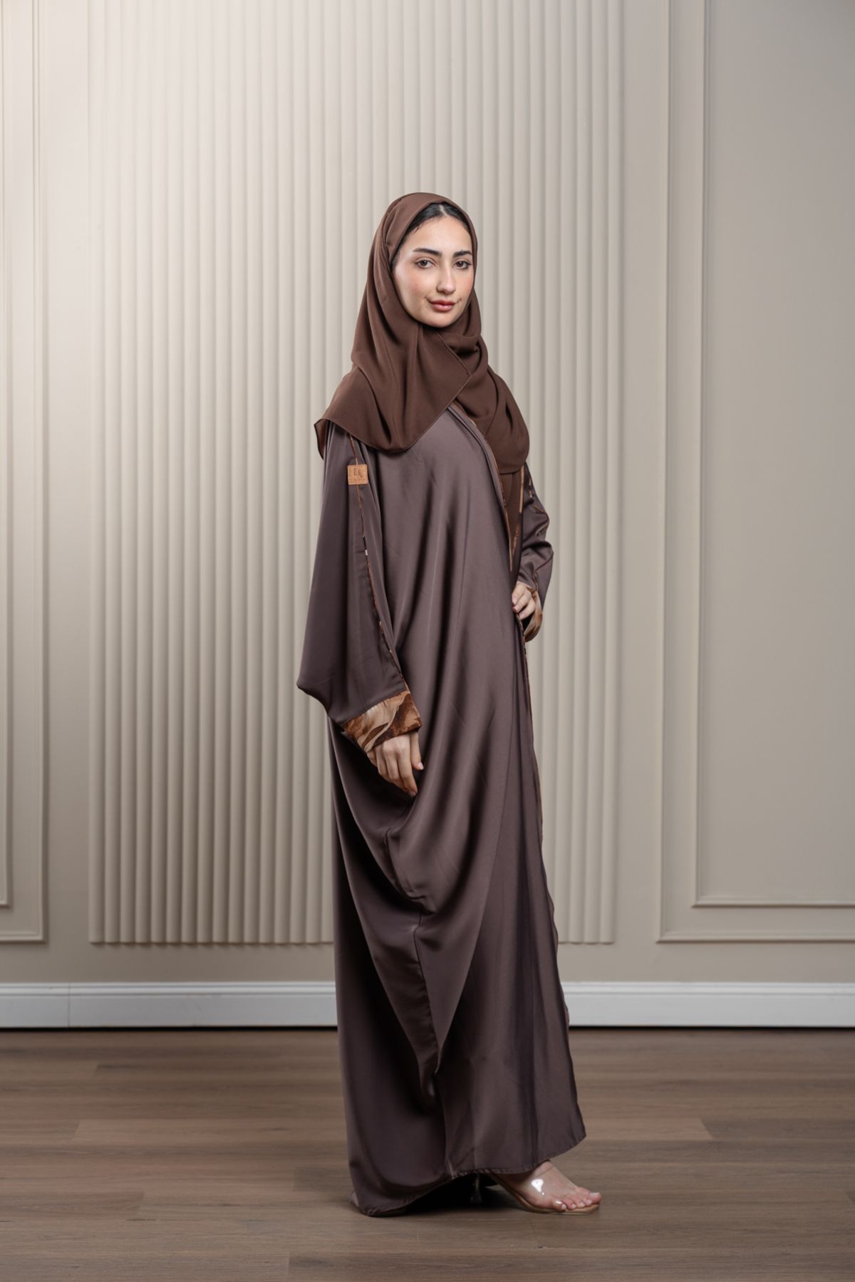 LAVİNİA-Lavinia women abaya, colored bisht, wrapped, lined, patterned piping. 4