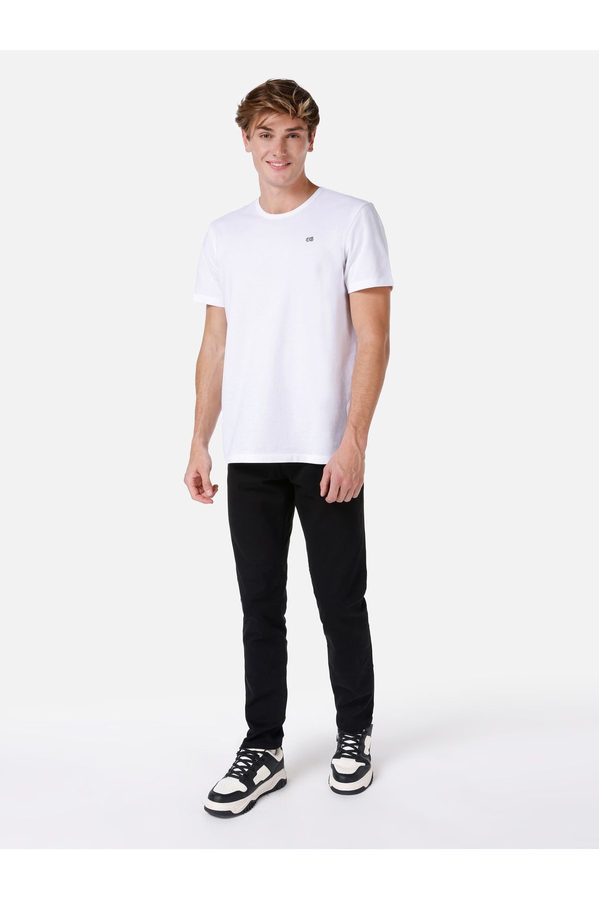 complete the look image